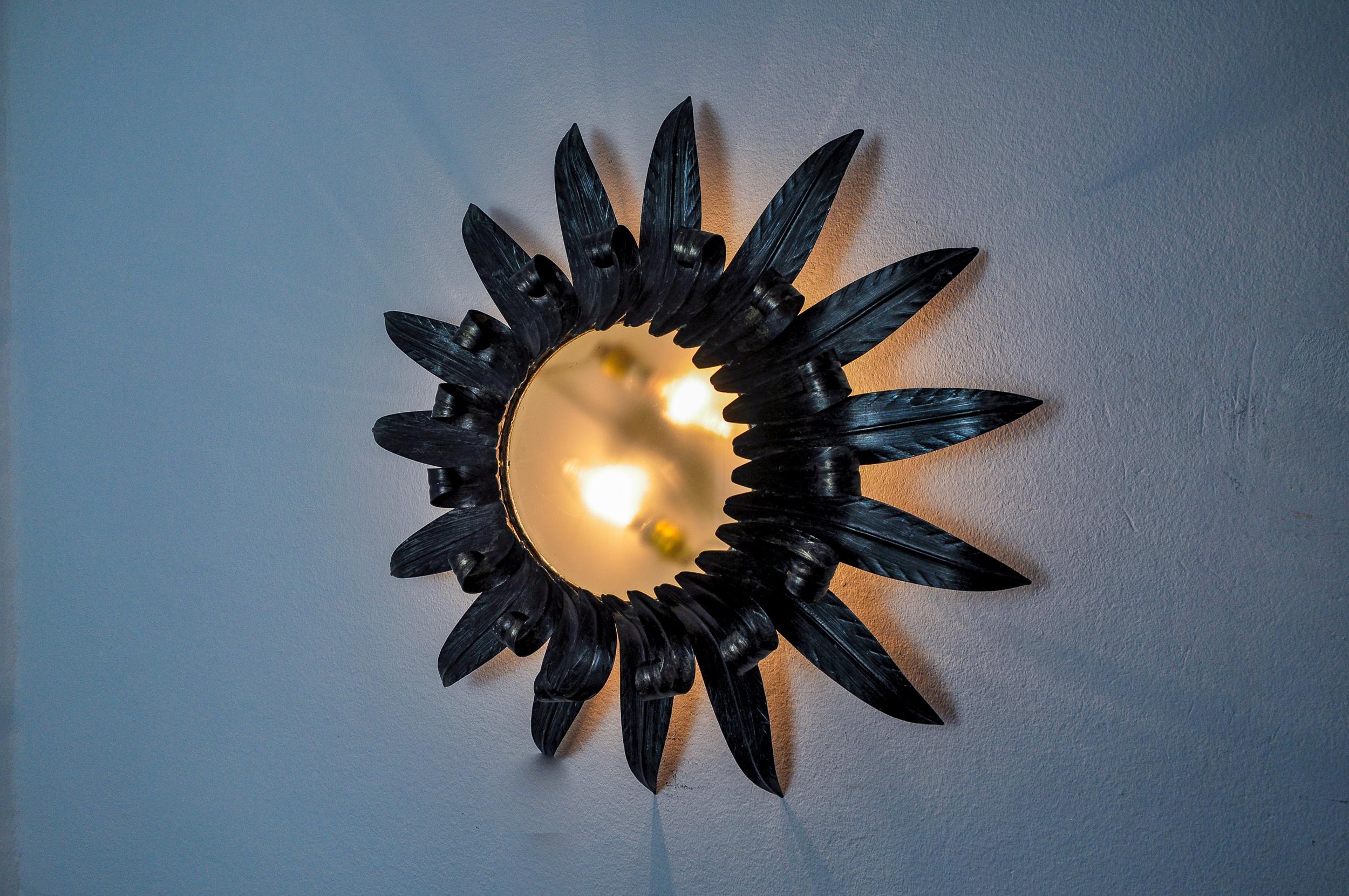 Mid-20th Century Sun wall lamp by Ferro Arte XL, metal and silver leaf, Spain, 1960 For Sale