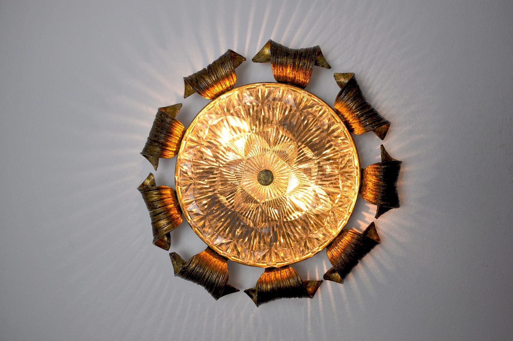 Mid-20th Century Sun Wall Lamp, Gold Leaf, Murano Glass, Italy, 1960 For Sale
