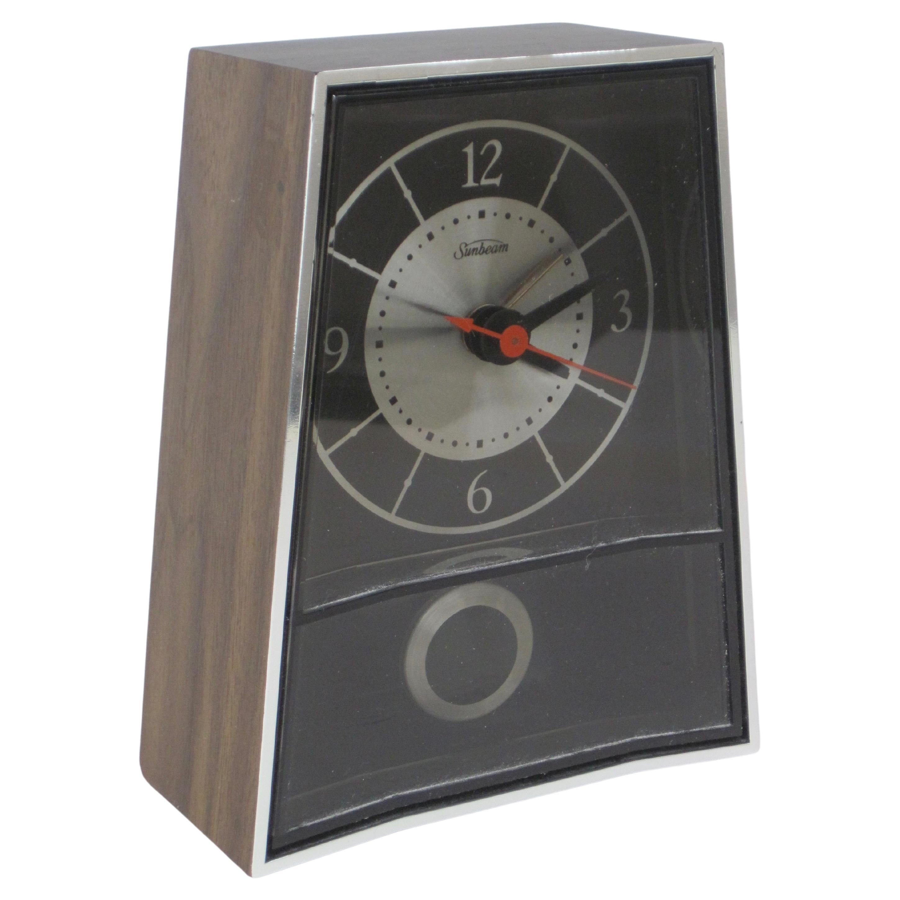 Horloge de bureau électrique Sunbeam Corporation en vente
