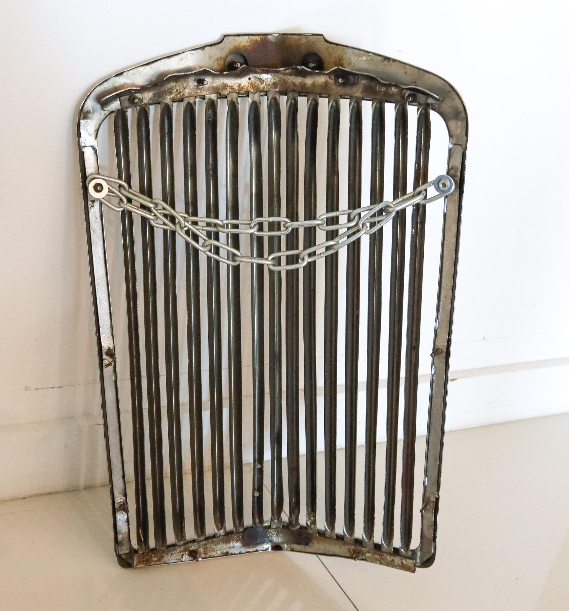 Enameled Sunbeam Supreme Talbot Rare 1947 Radiator Cover Front In Steel And Enamel For Sale