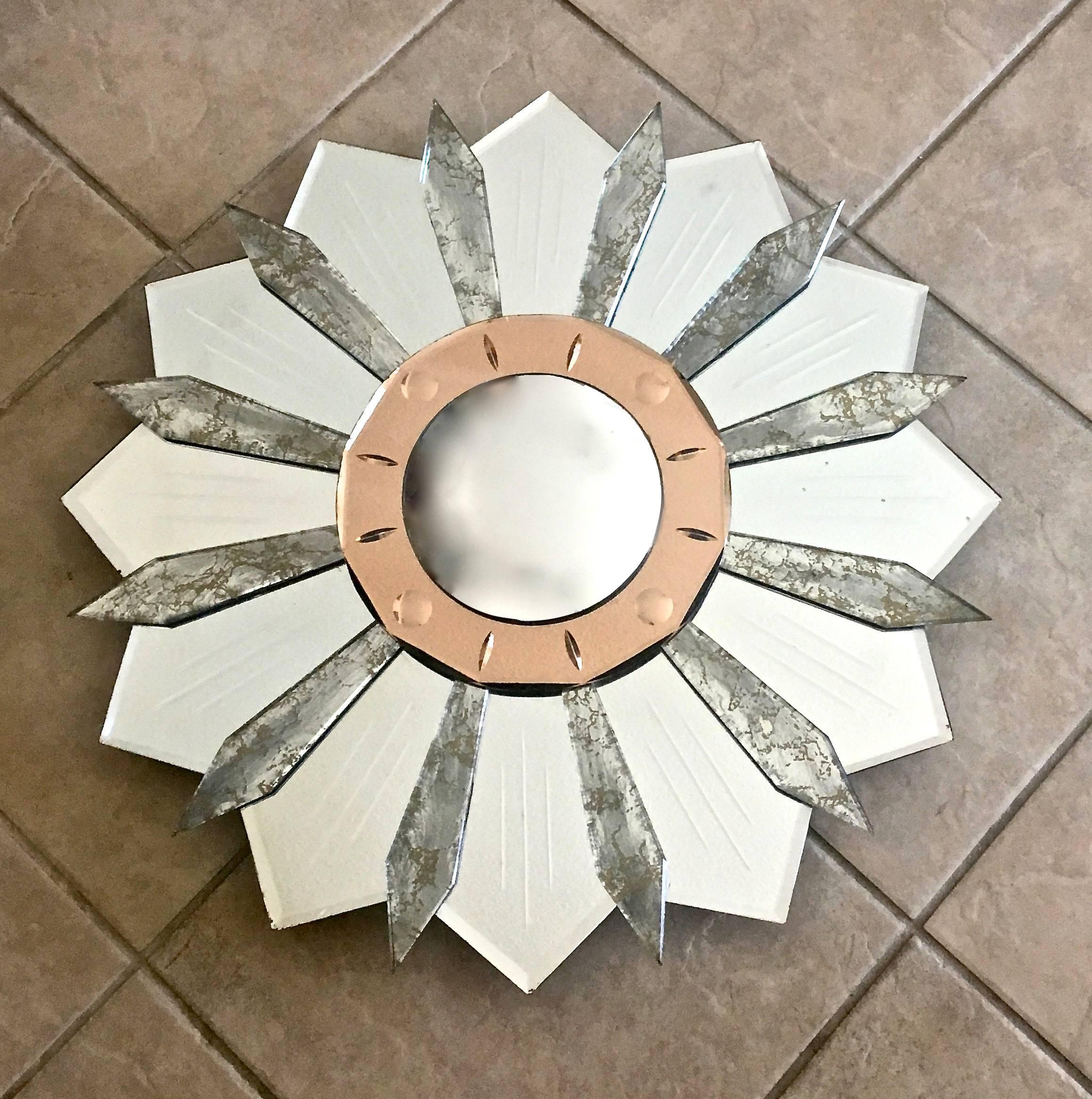 Sunburst Art Deco Etched Convex Peach Wall Mirror In Good Condition In Palm Springs, CA