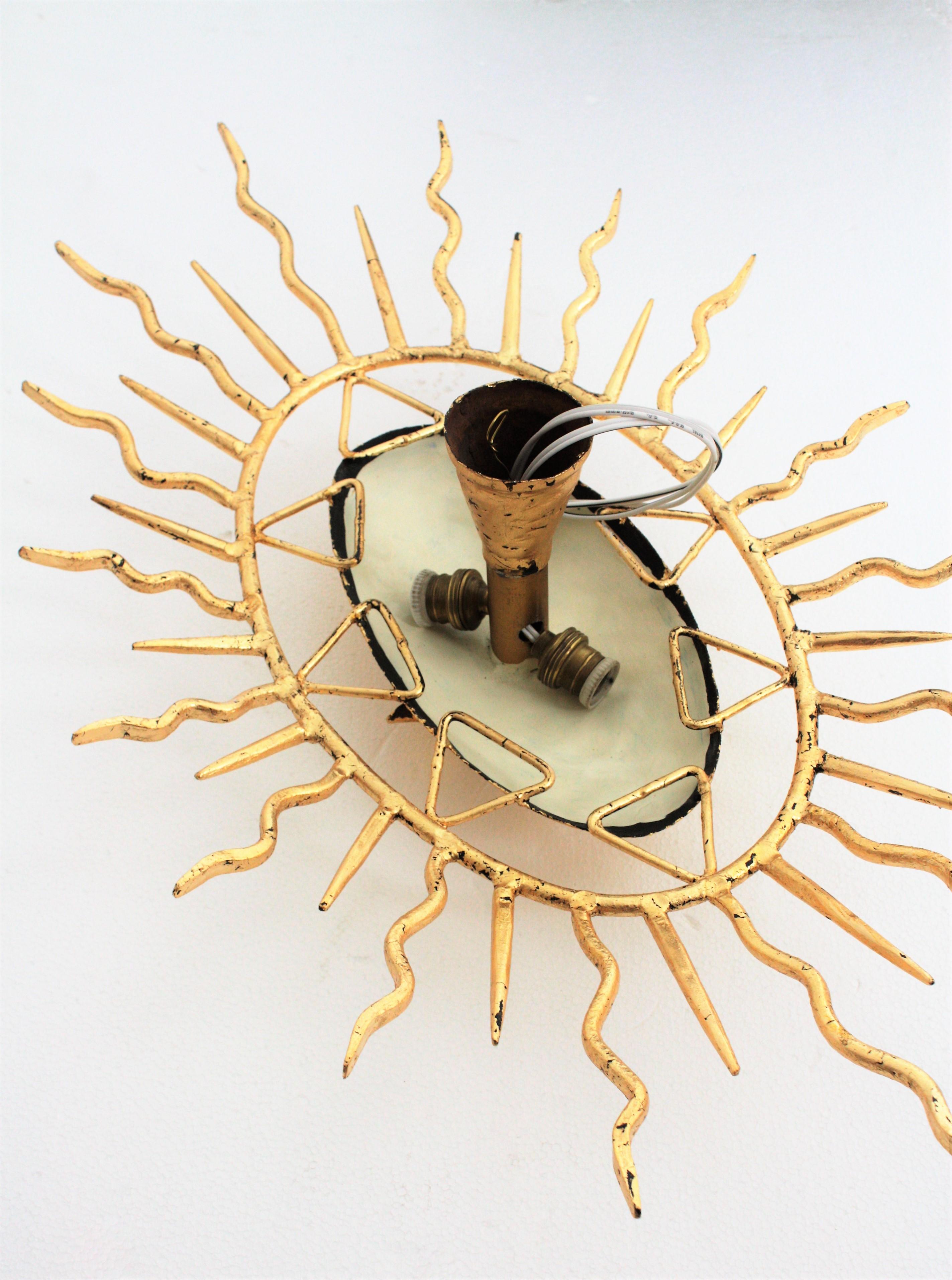 Spanish Sunburst Brutalist Oval Light Fixture in Gilt Iron, 1950s For Sale 8