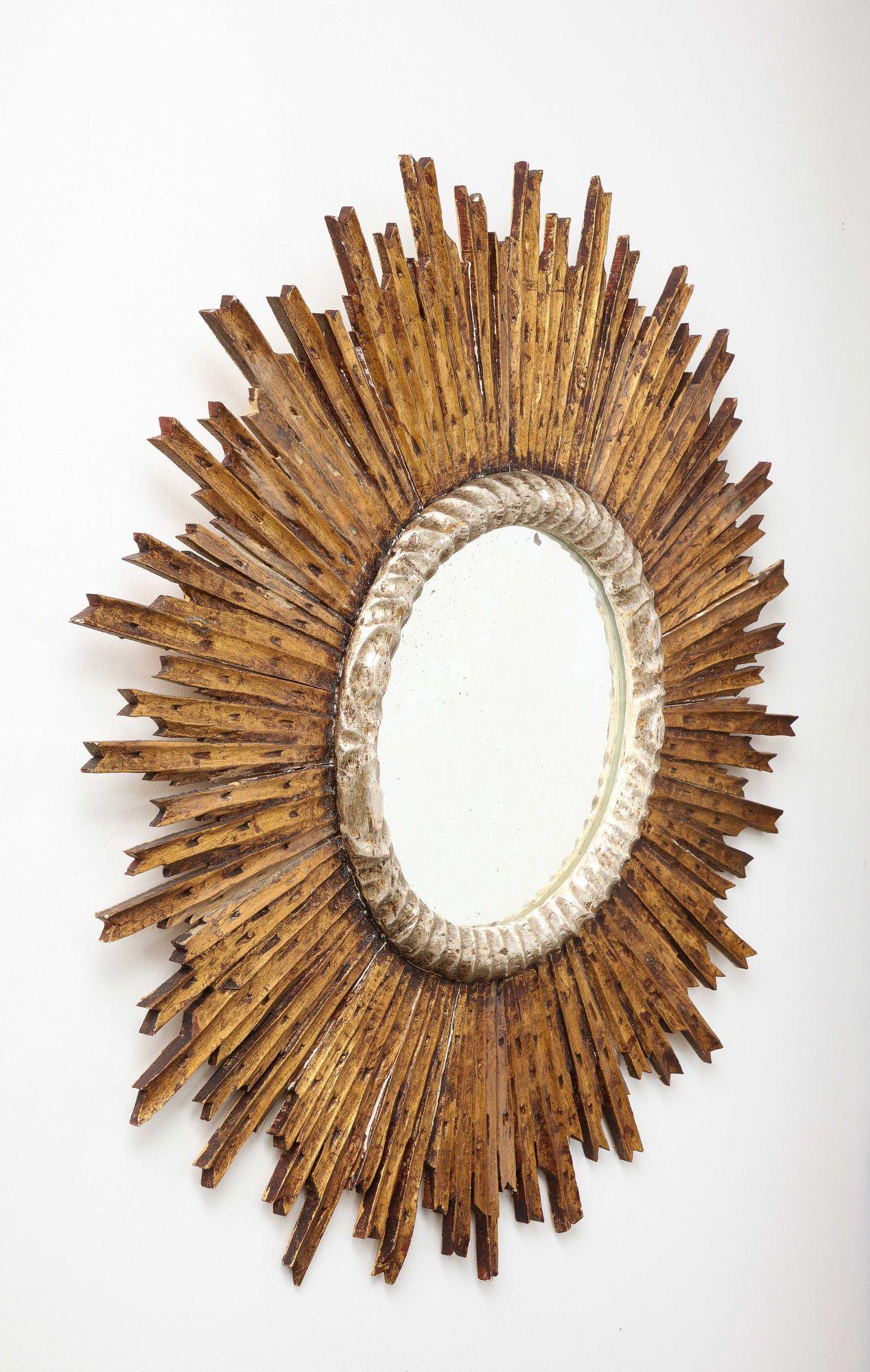 Sunburst Carved Giltwood Mirror, 20th Century 8