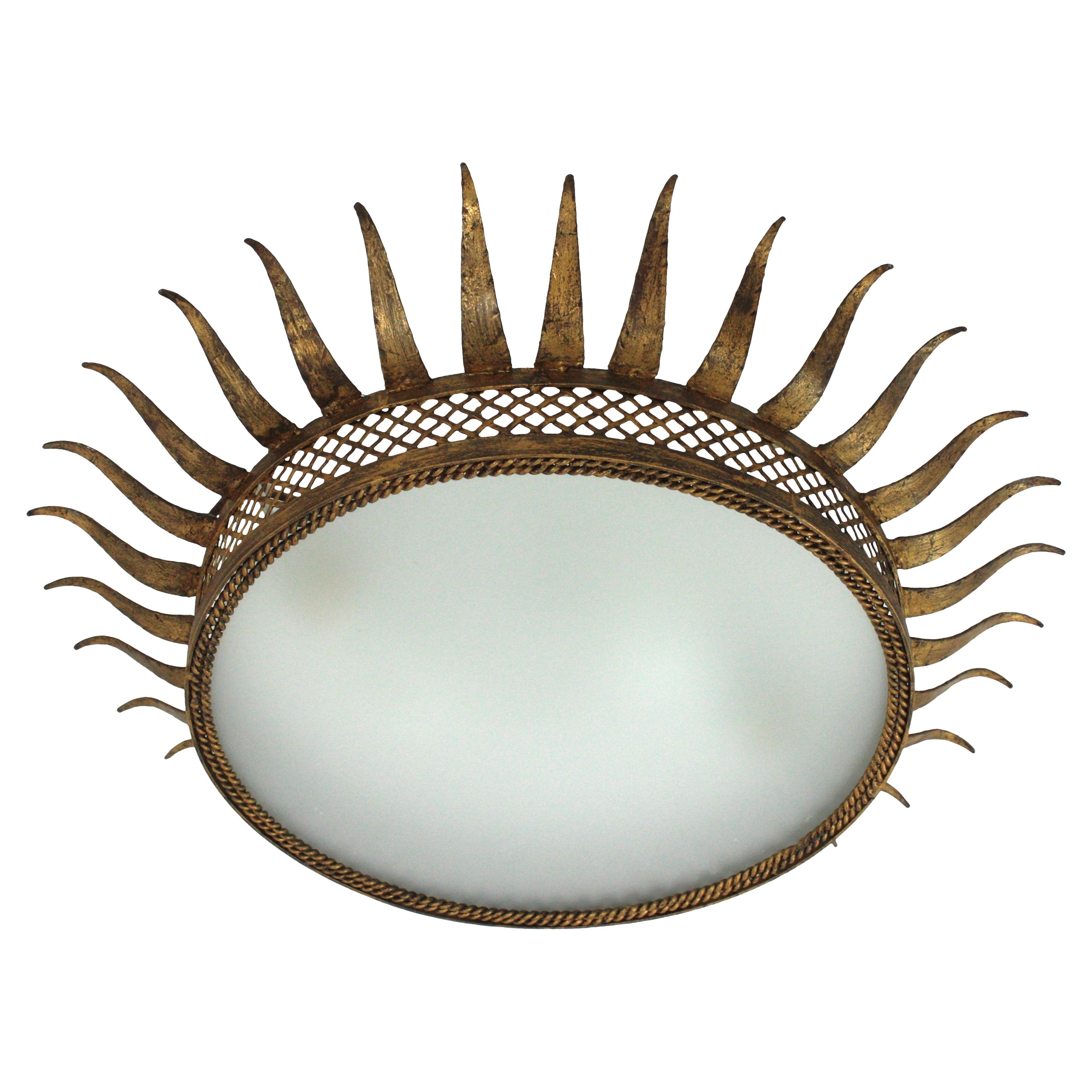 Lámpara de techo Sunburst de hierro dorado con detalle de rejilla, Francia Años 50