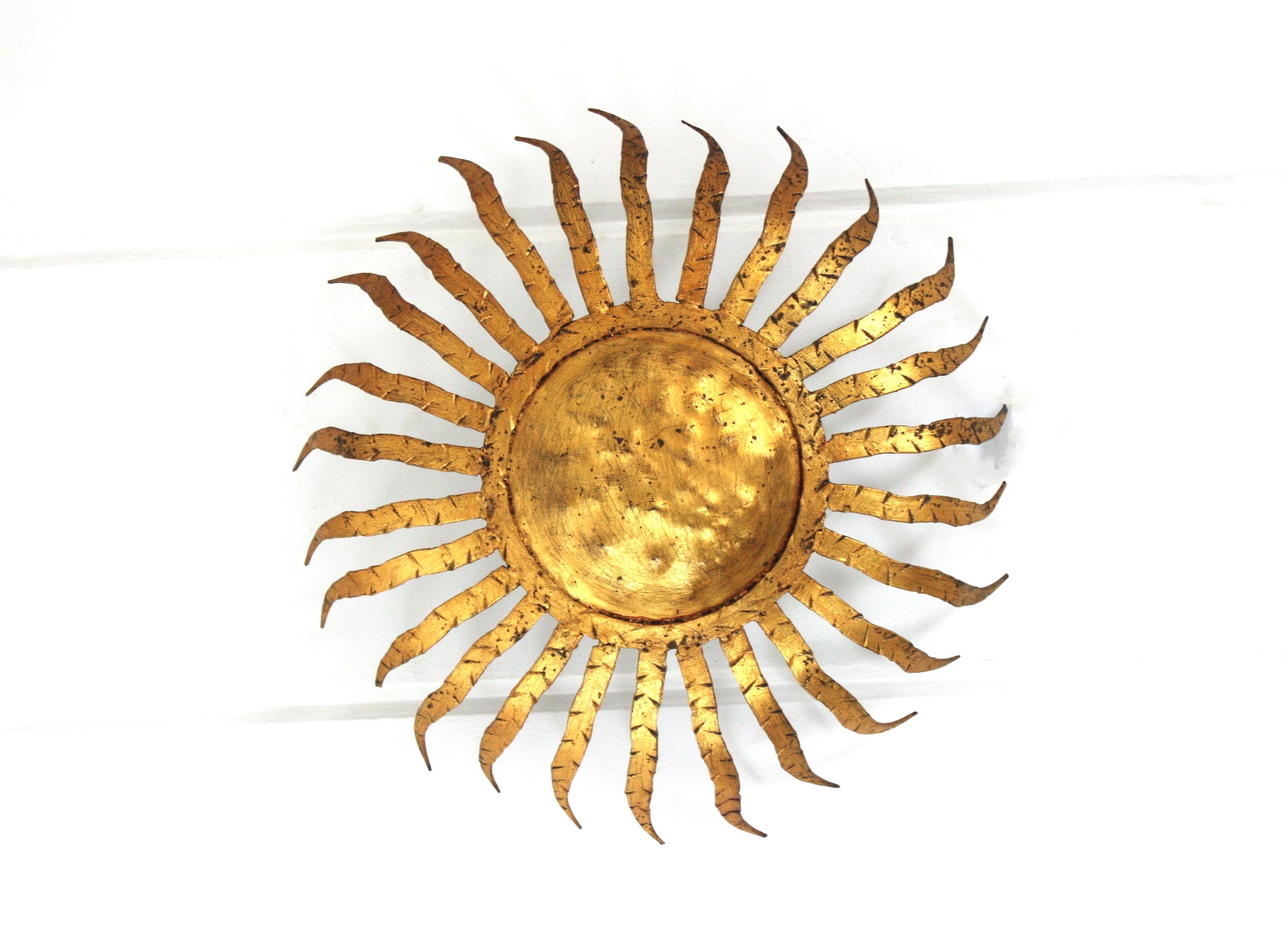 Sunburst Ceiling Light Fixture in Gilt Wrought Iron, Spain 1950s For Sale 7