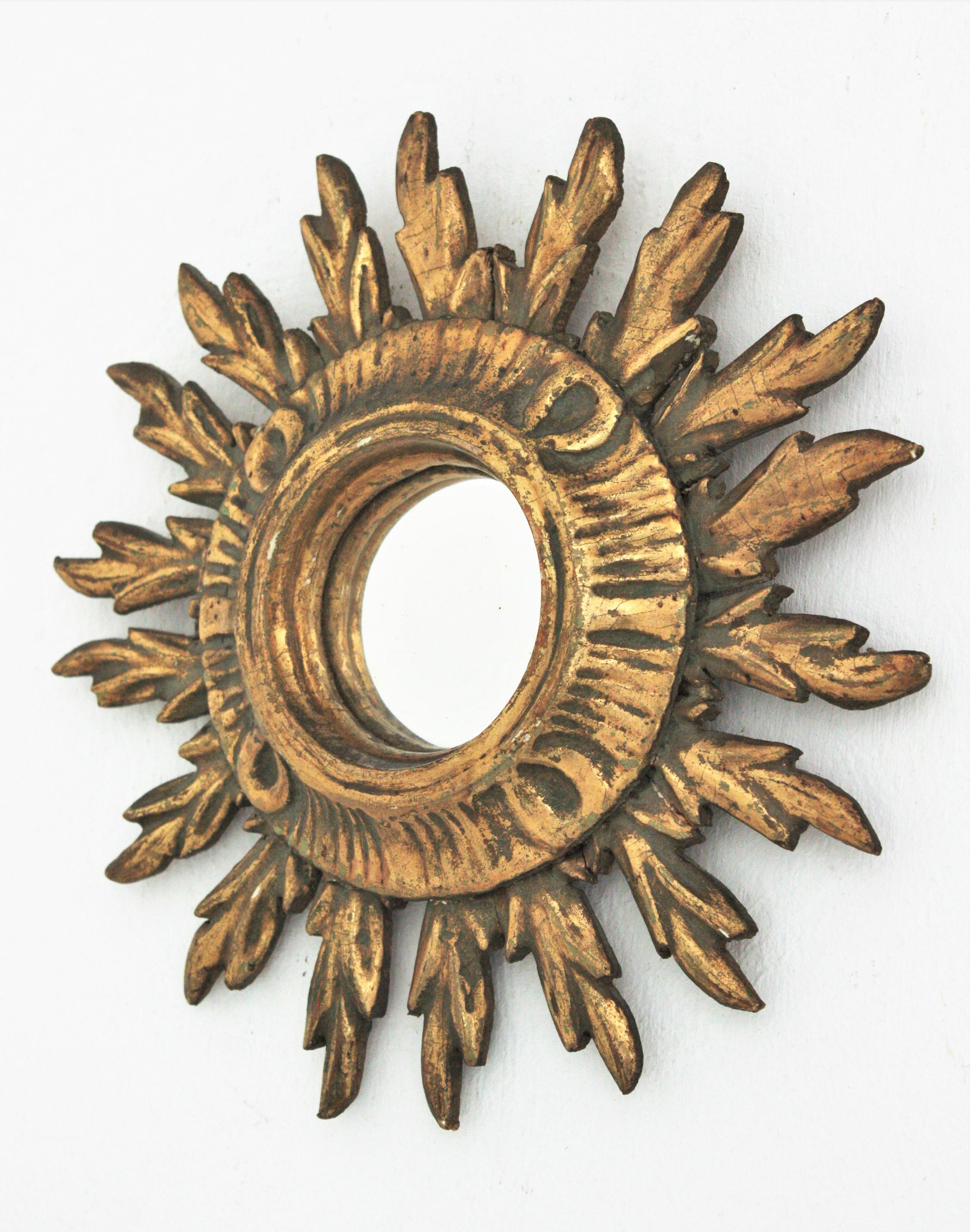 Sunburst Mini Size Convex Mirror in Baroque Style 2