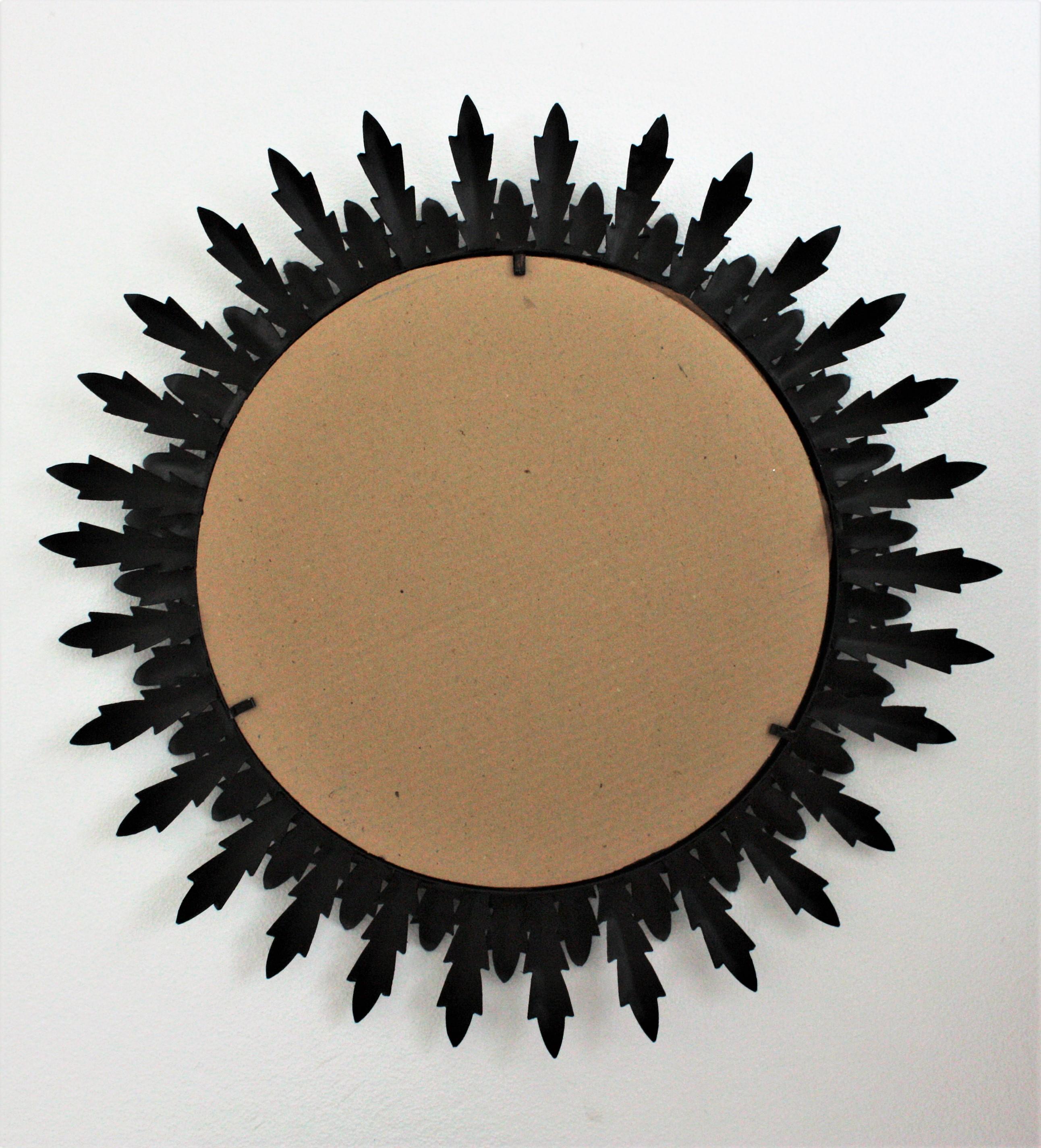 Spanish Double Layered Sunburst Mirror in Black Patinated Iron, 1960 For Sale 3