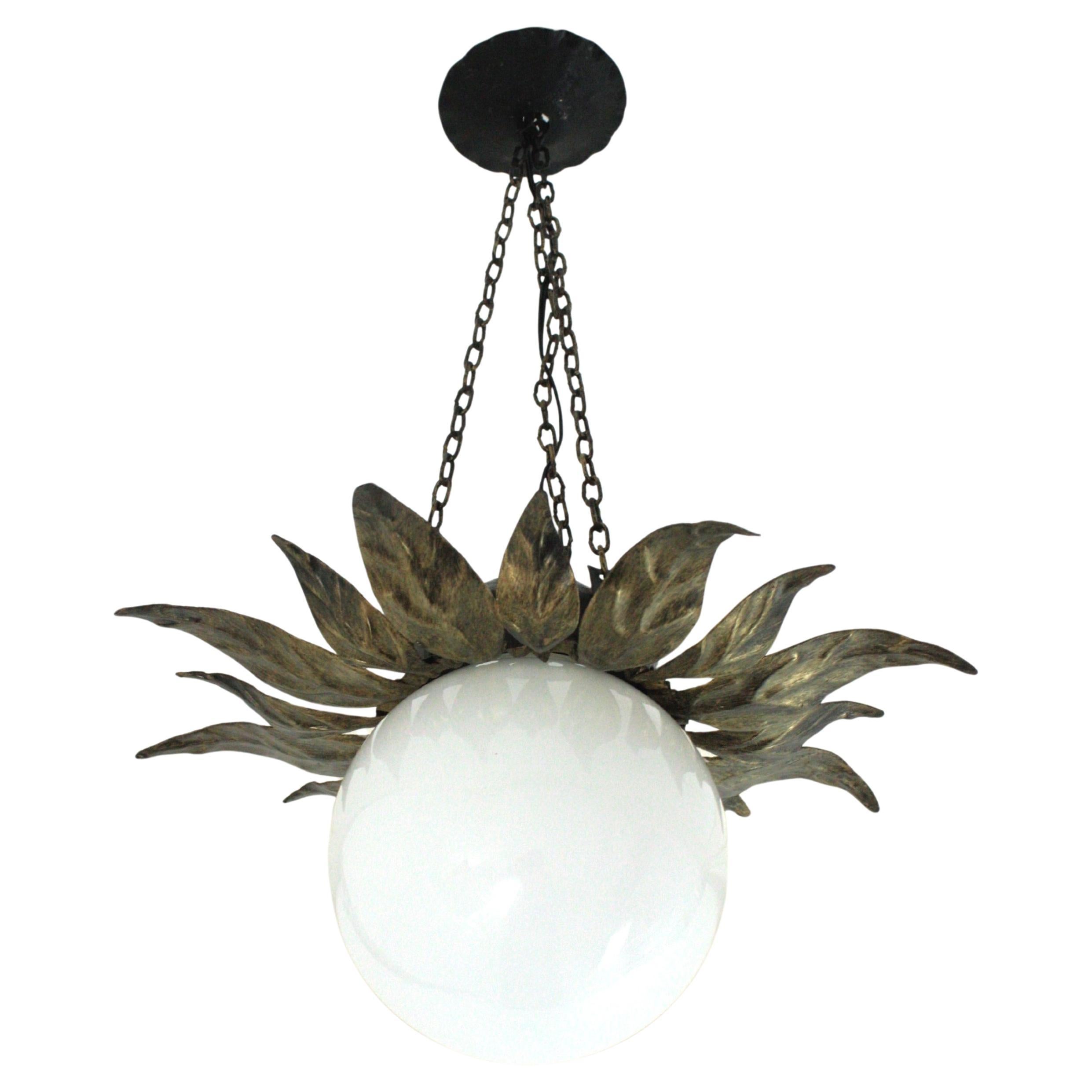 Lights Lighting en métal doré avec globe en verre au lait, 1950