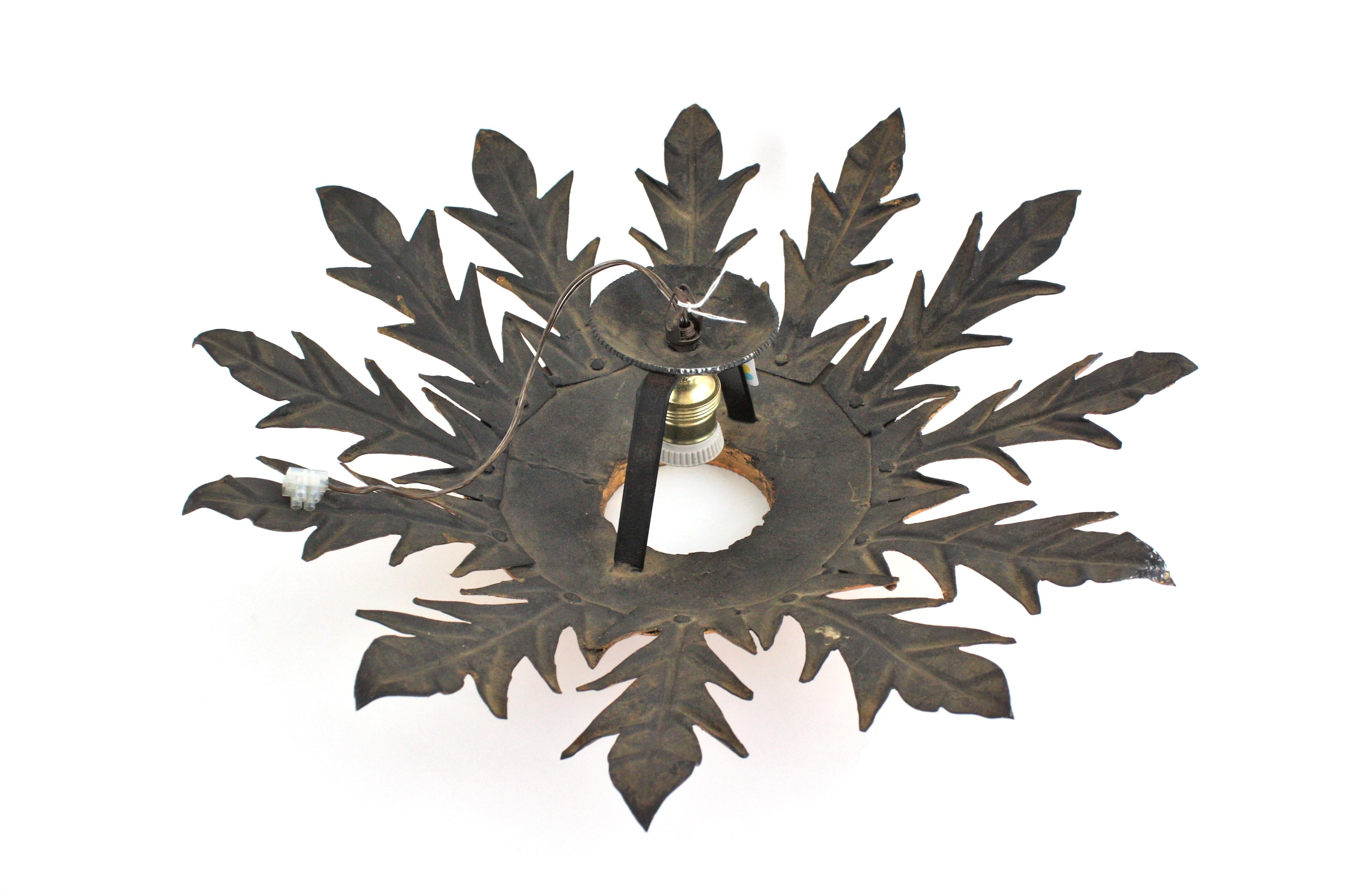 Sunburst Flush Mount Light Fixture with Leaves, Gilt Wrought Iron, 1950s im Angebot 11