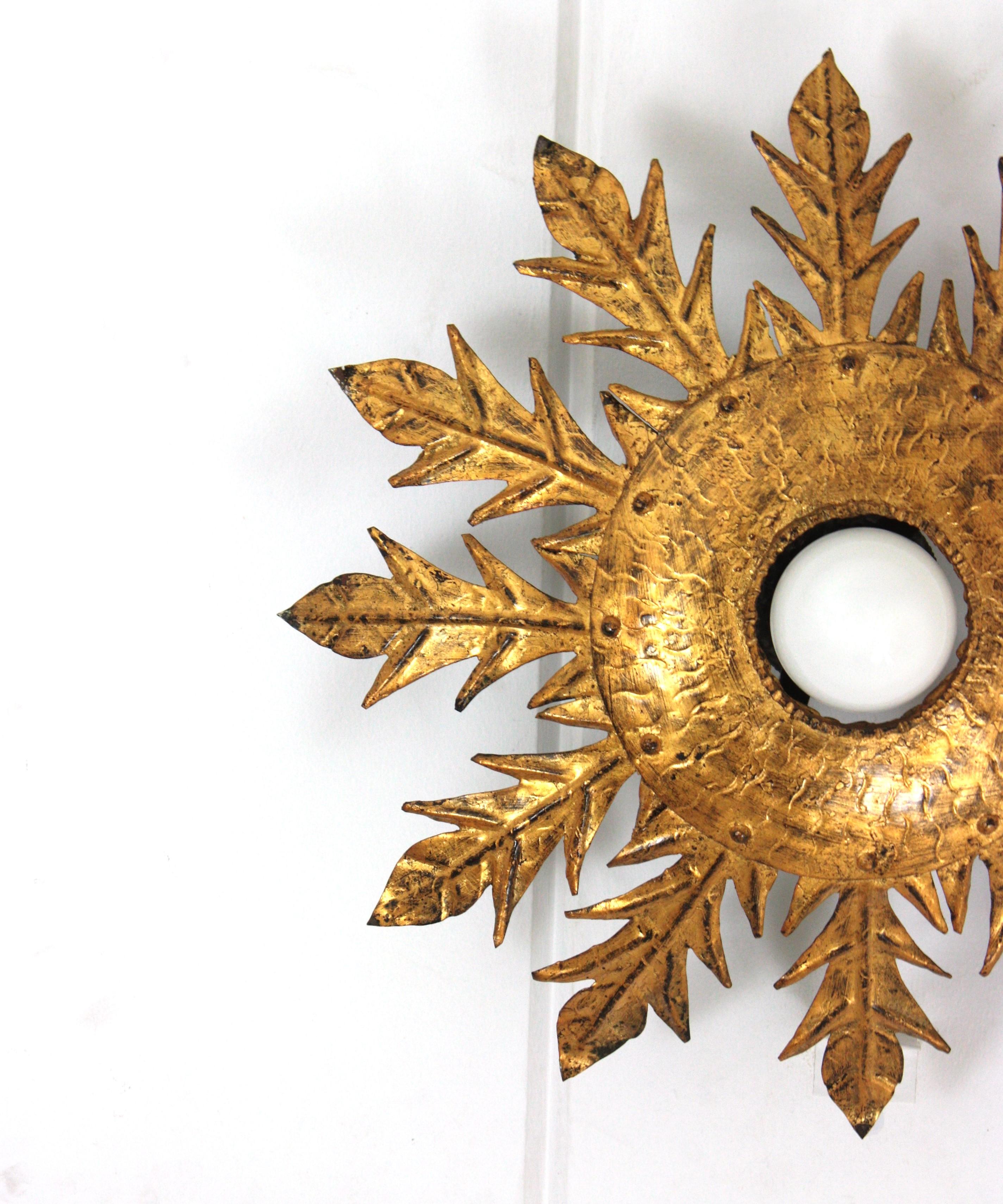 Sunburst Flush Mount Light Fixture with Leaves, Gilt Wrought Iron, 1950s im Angebot 1