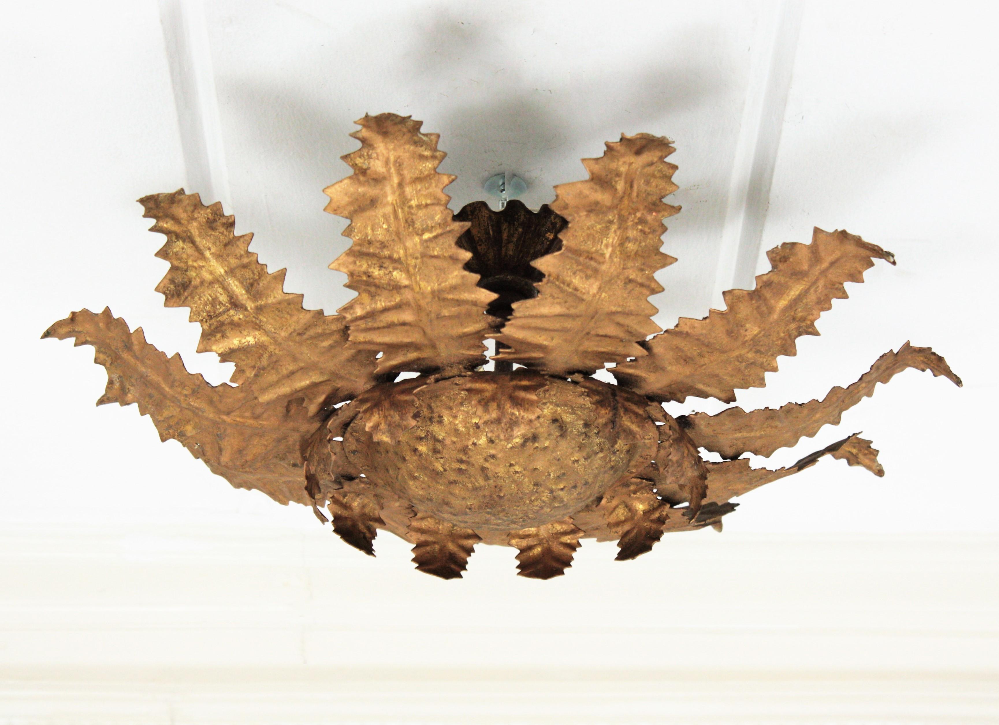 French Sunburst Leafed Light Fixture in Gilt Iron, 1950s For Sale 6