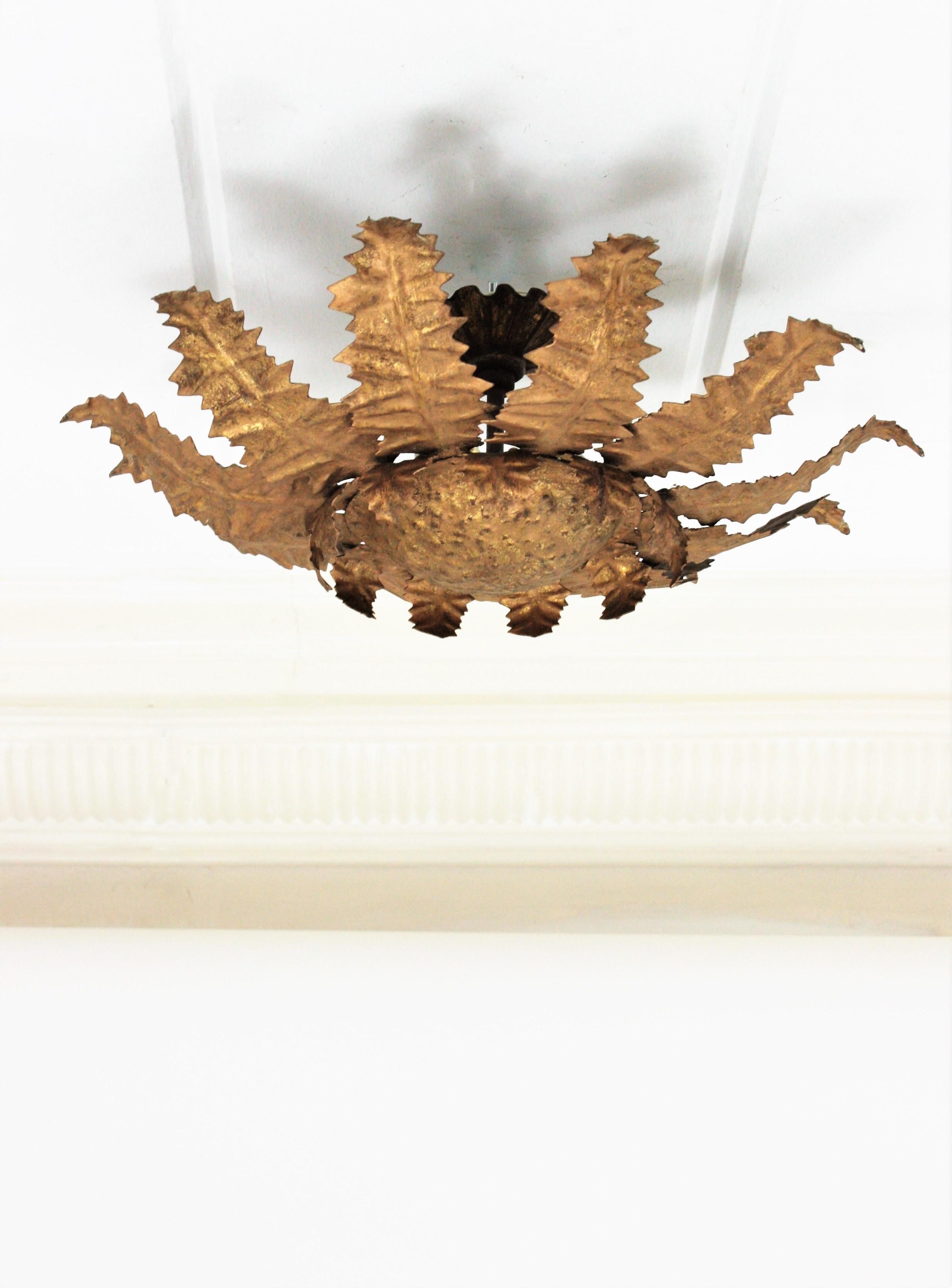 French Sunburst Leafed Light Fixture in Gilt Iron, 1950s For Sale 7