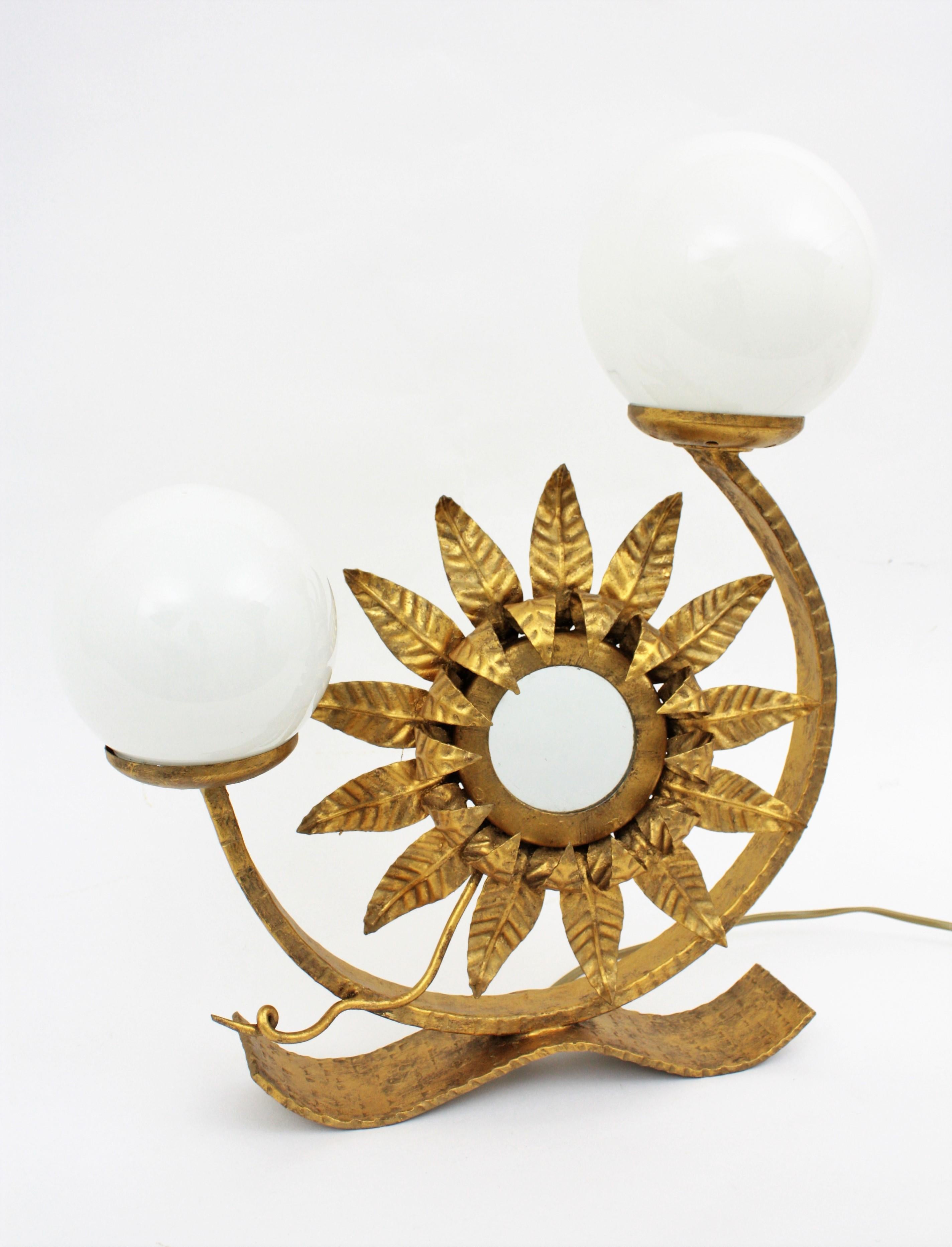 Sunburst Table Lamp with Mirror in Gilt Iron with Milk Glass Globes In Good Condition In Barcelona, ES
