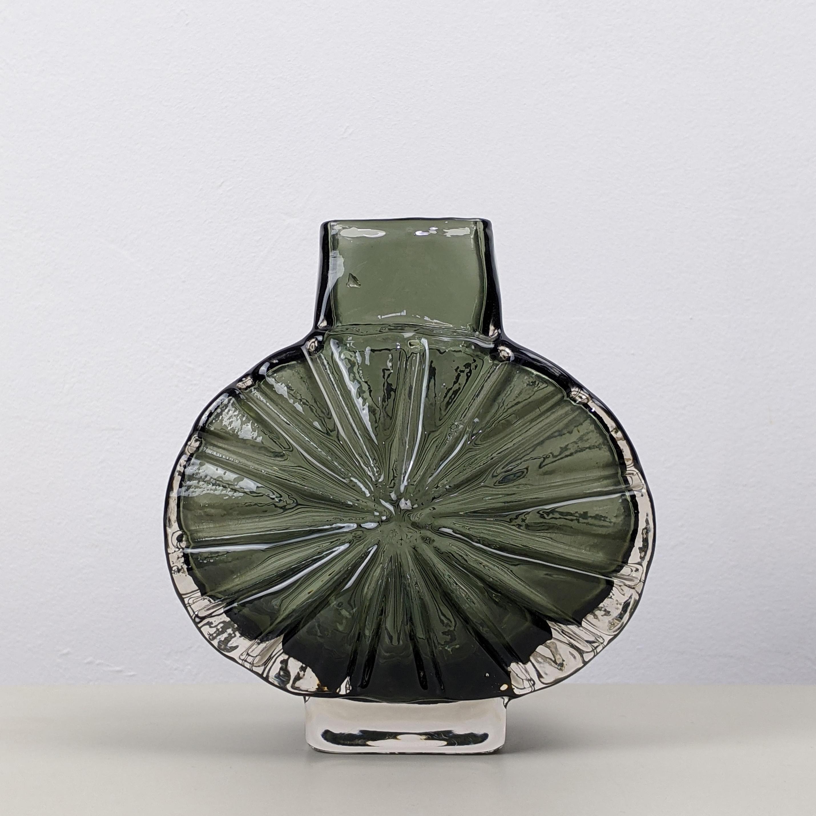 Mid-20th Century 'Sunburst’ Glass Vase by Geoffrey Baxter for Whitefriars, 1960s