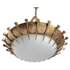 Sonnenschliff-Lampe mit geschmiedeten Nägeln und Blattgold und Opal, 1940er Jahre