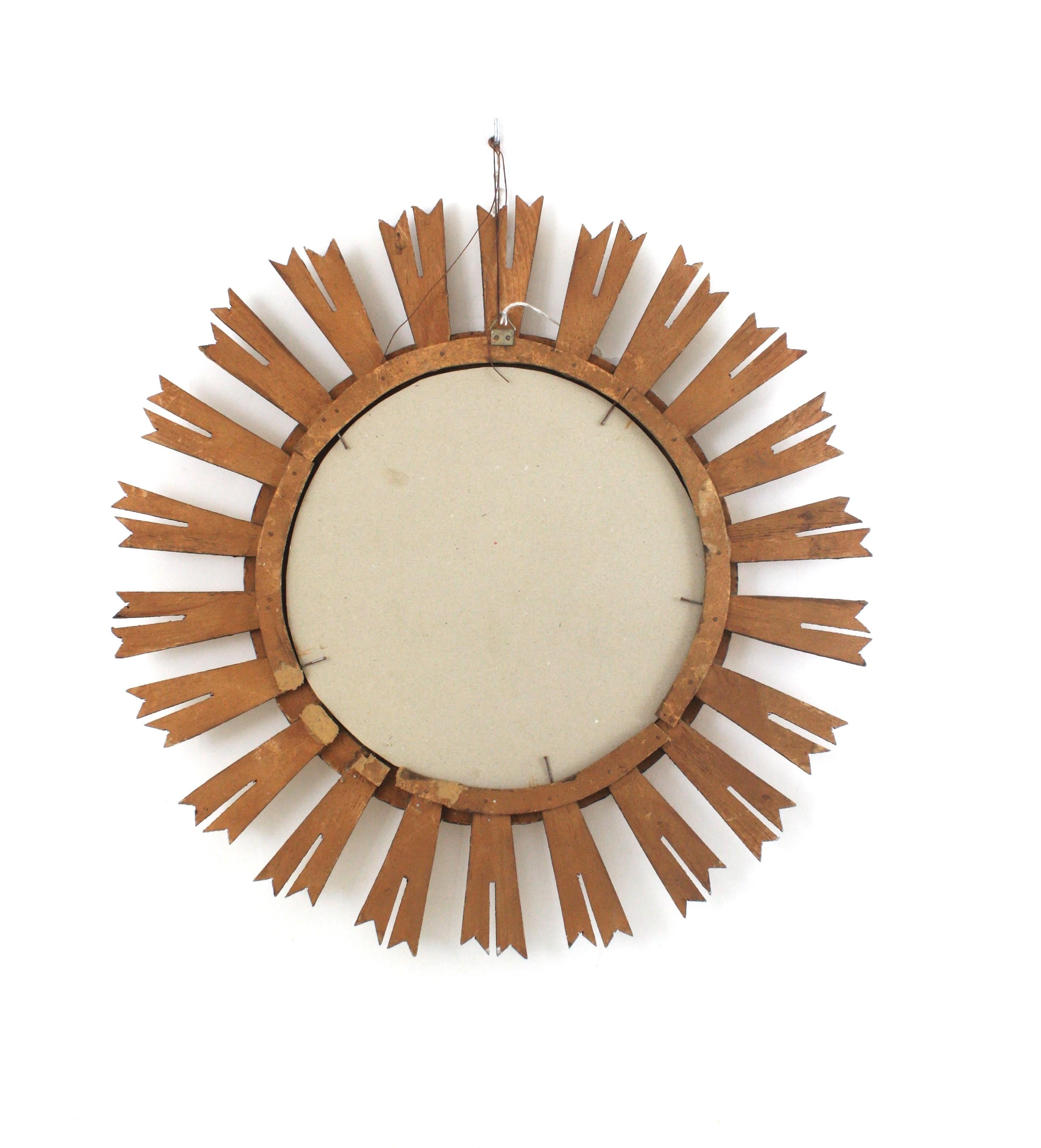 Sunburst Mirror in Giltwood, 1940s For Sale 5