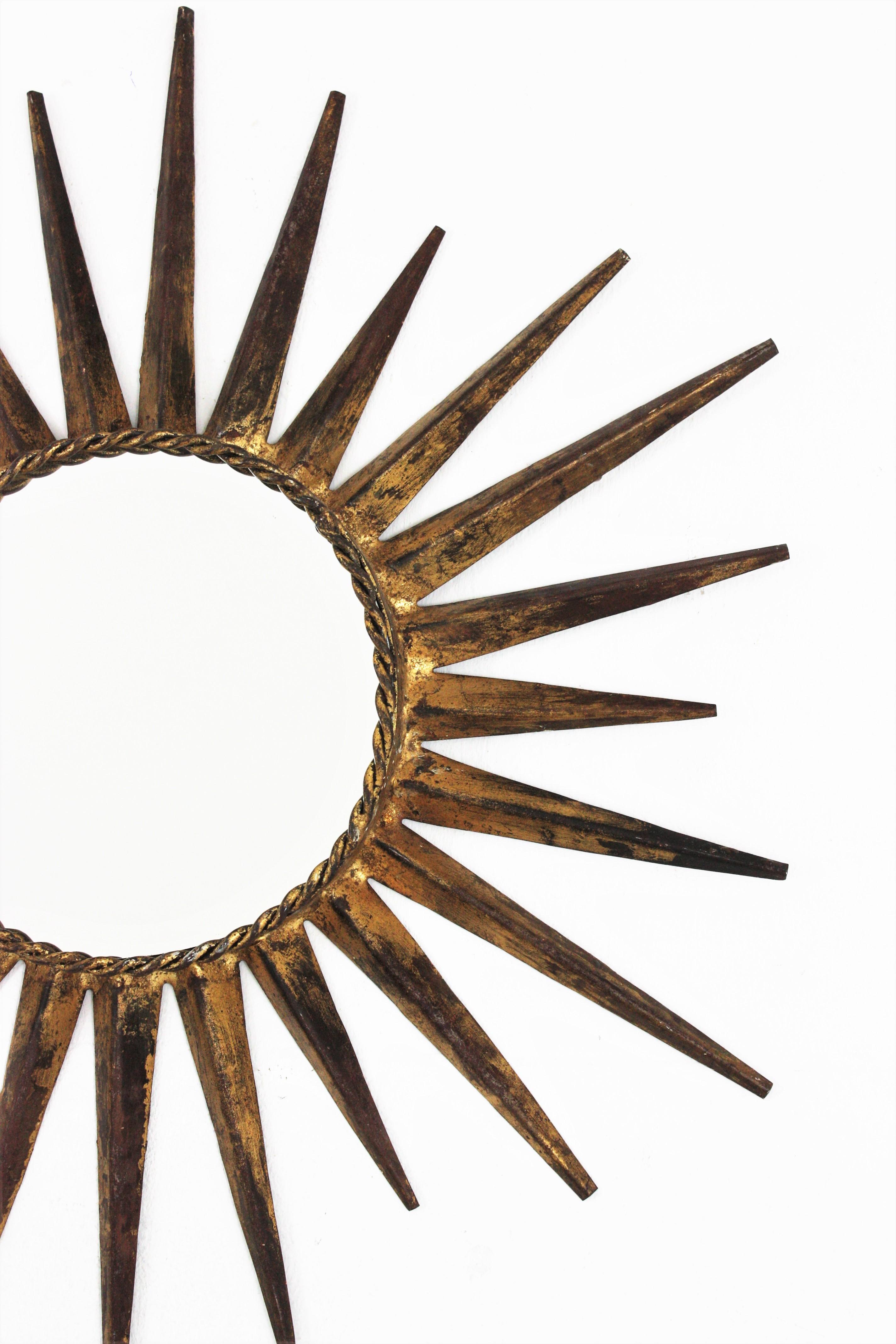 Sunburst Mirror in the Style of Gilbert Poillerat, Gilt Wrought Iron In Good Condition In Barcelona, ES