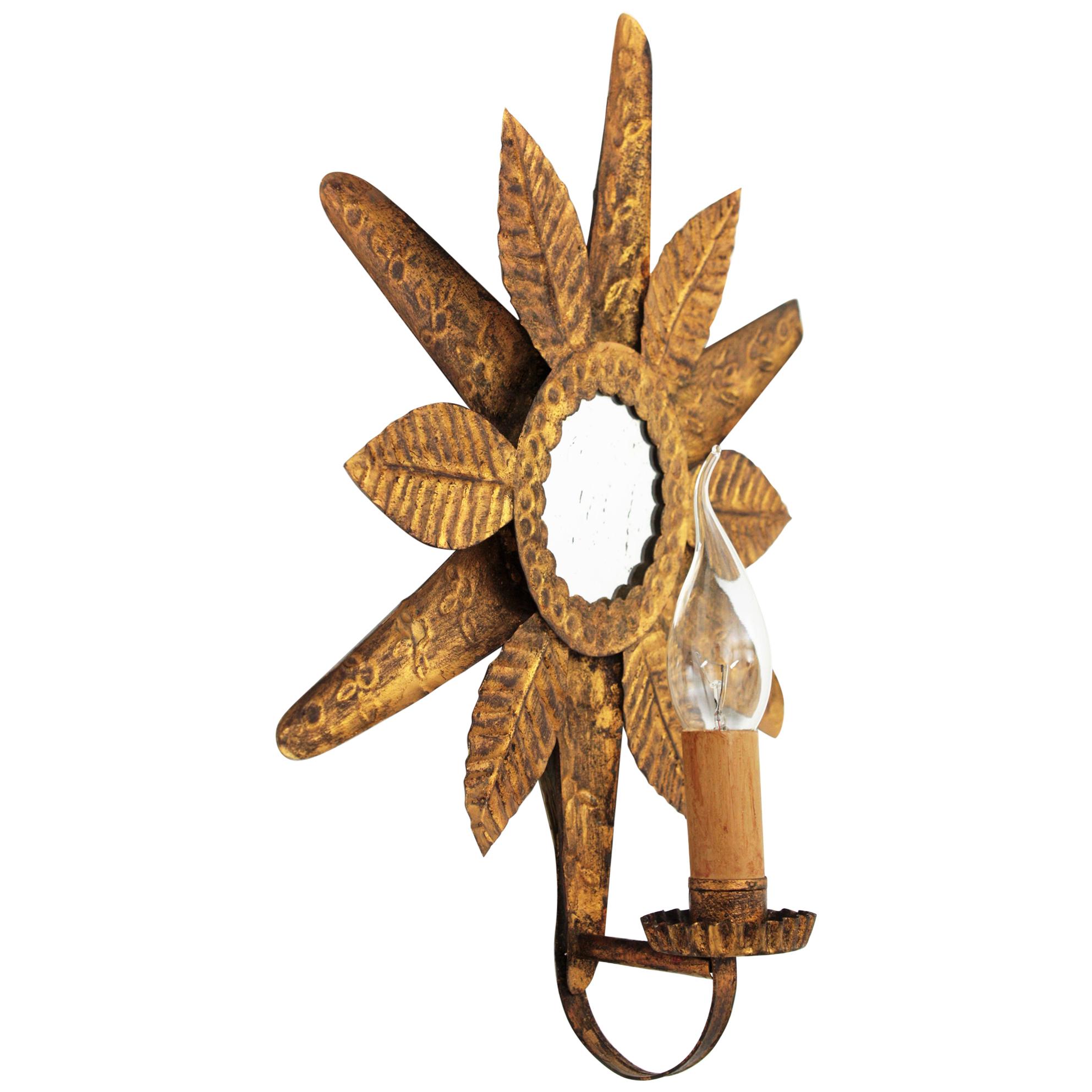 French Sunburst Mirror Wall Sconce in Gilt Metal, France, 1940s