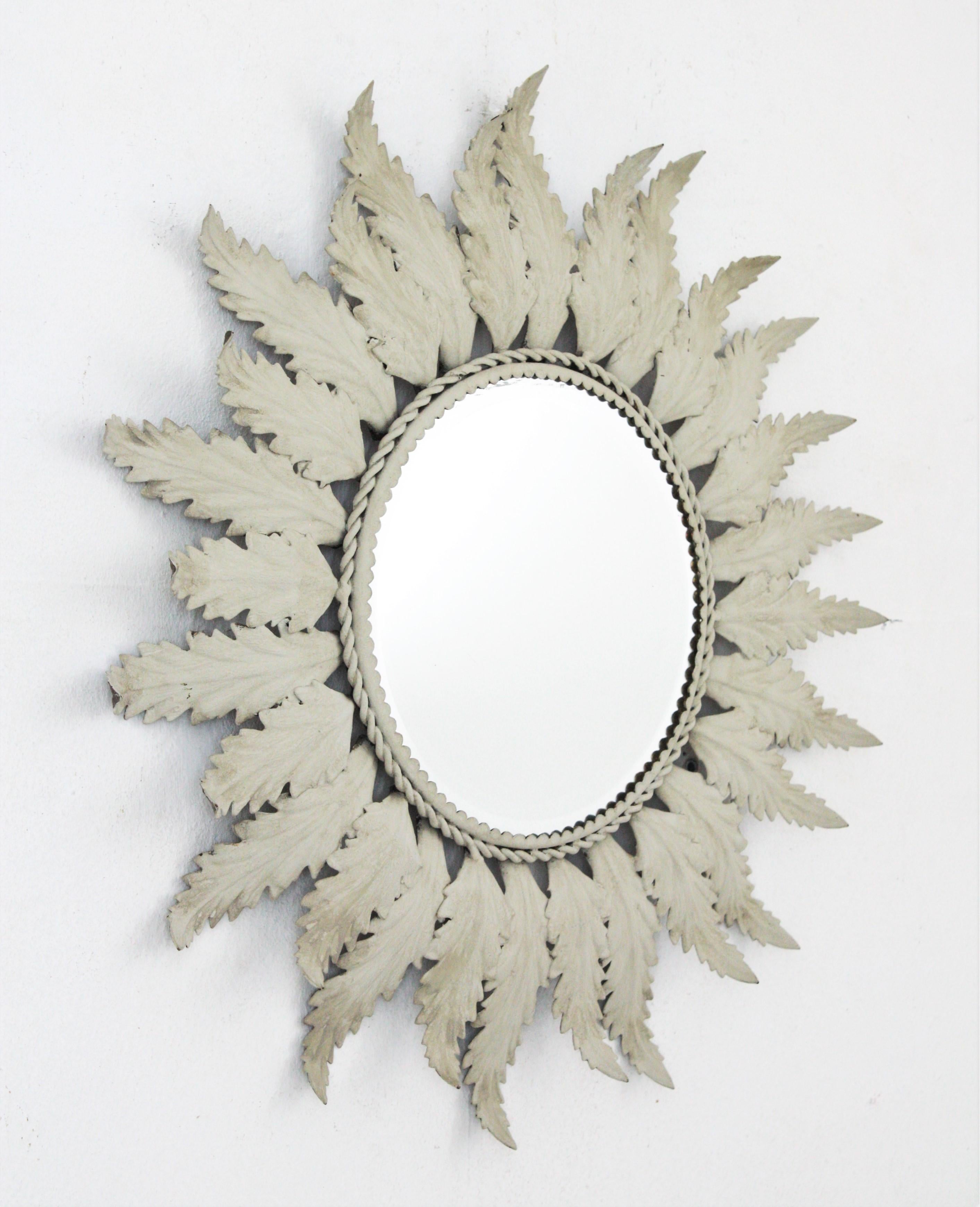 Sunburst Mirror with Beveled Glass and Grey Patina, Spain, 1960s In Good Condition For Sale In Barcelona, ES