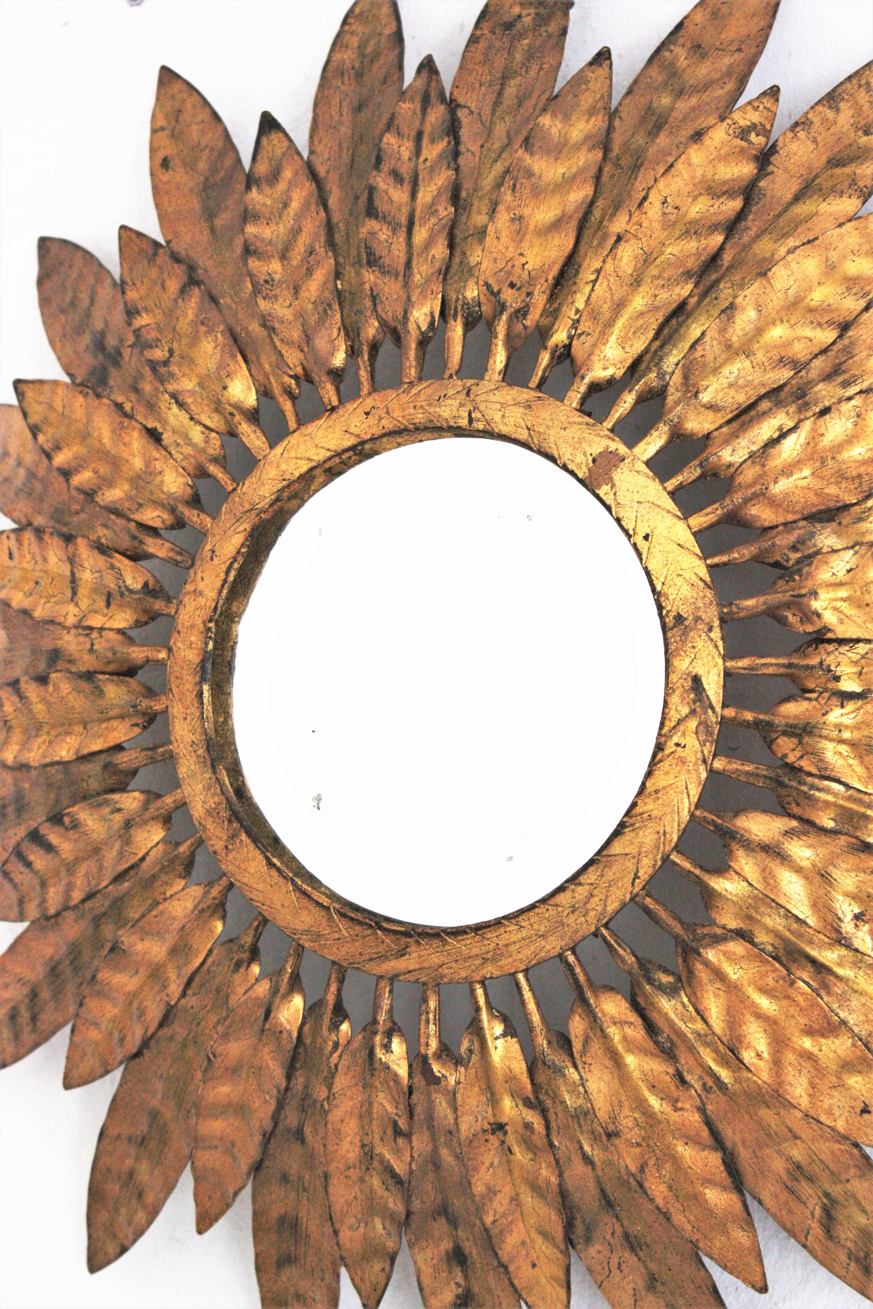 Sunburst Mirror with Leafed Frame, Gilt Iron In Good Condition For Sale In Barcelona, ES