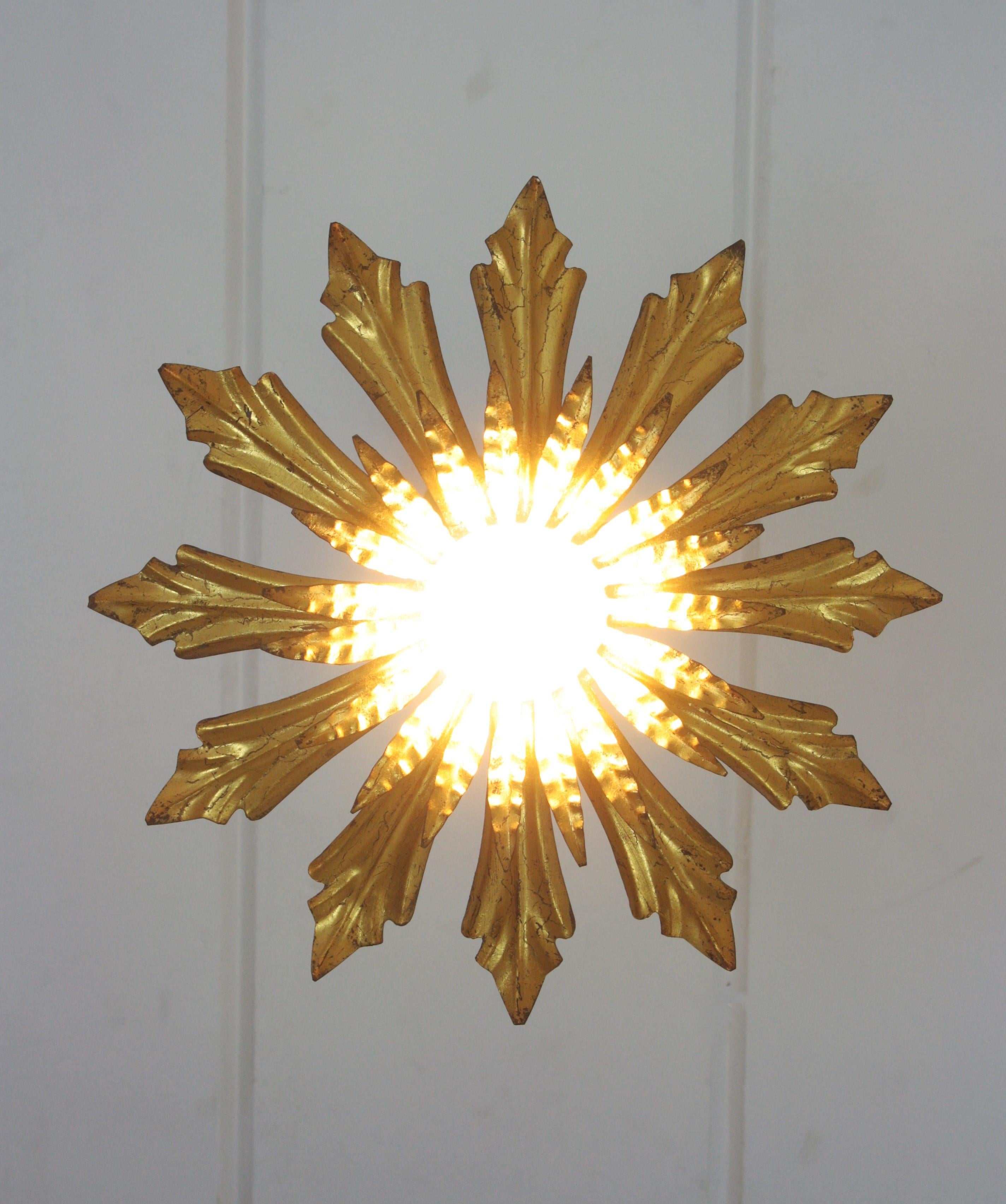 Lampada a sospensione o plafoniera a incasso in metallo dorato, anni '40 in vendita 6