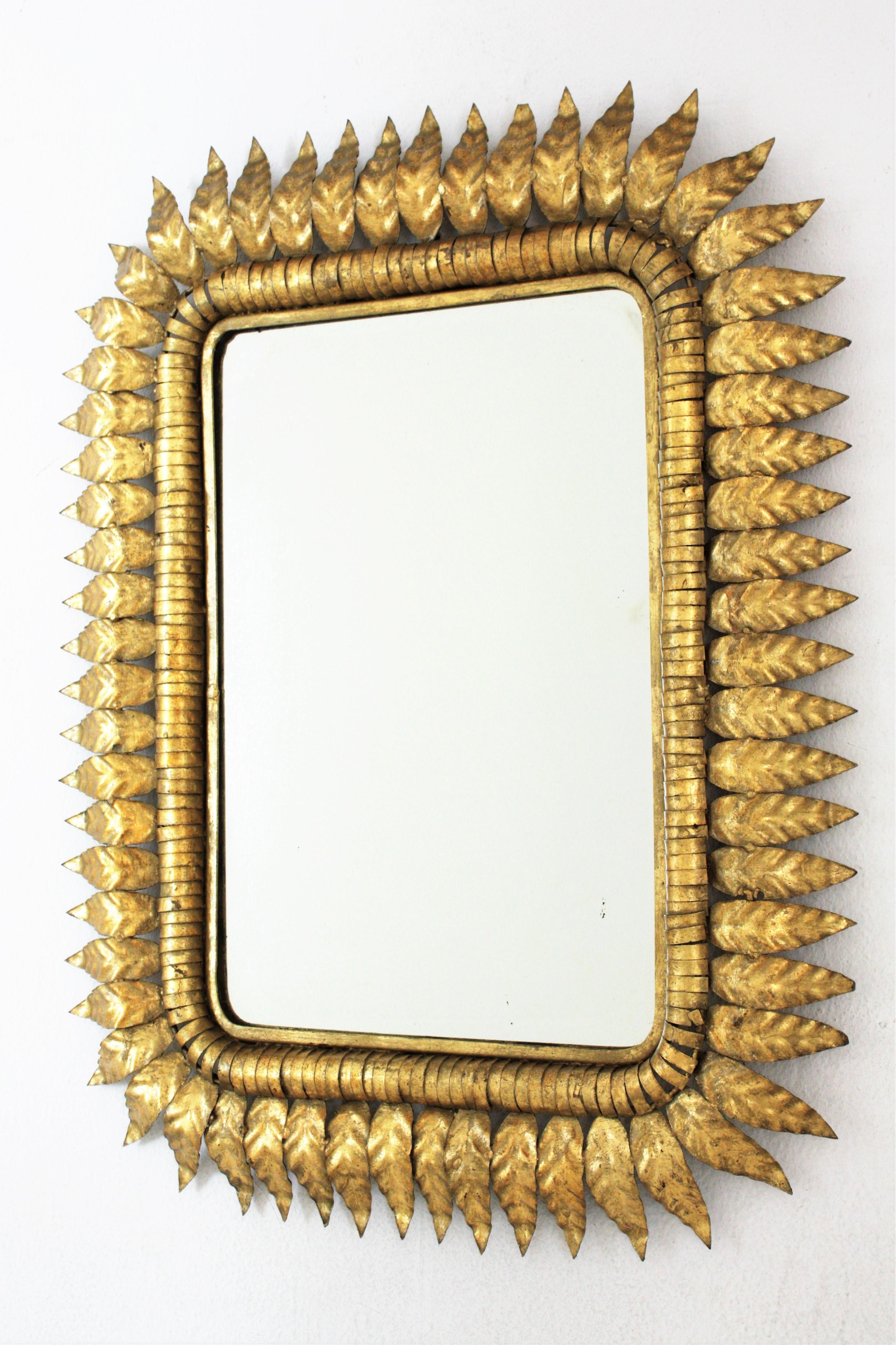 Sunburst Rectangular Mirror in Gilt Iron, Hollywood Regency  For Sale 1