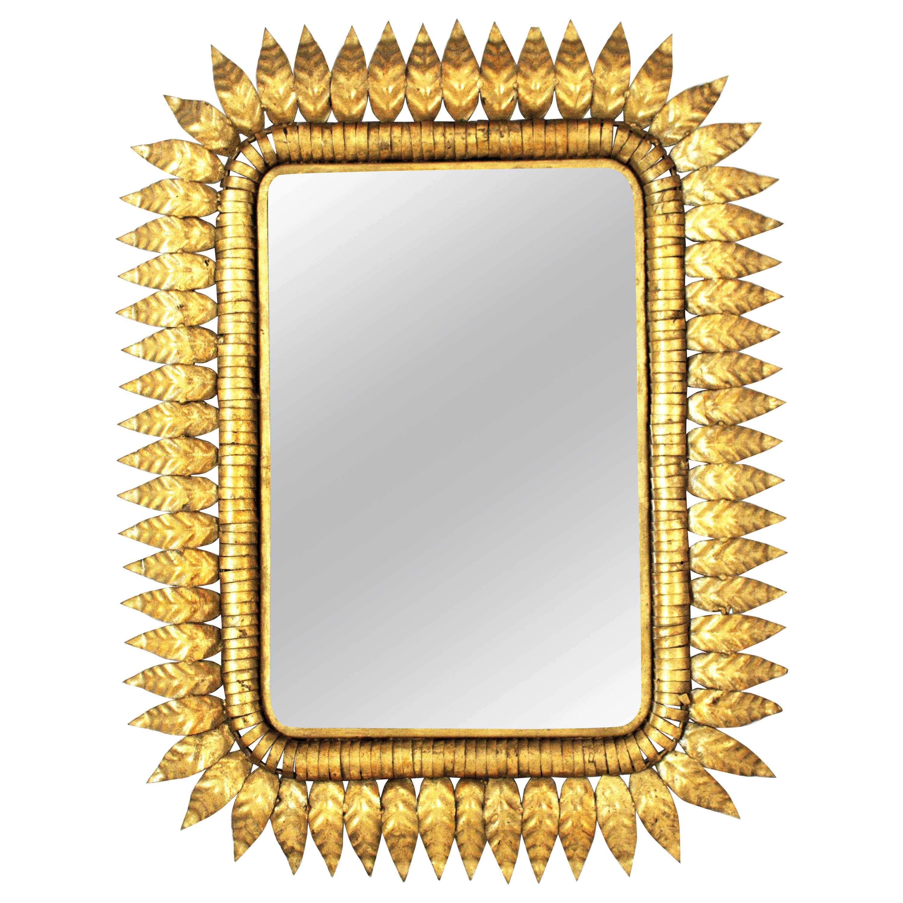 Miroir rectangulaire Sunburst en fer doré, style Hollywood Regency en vente