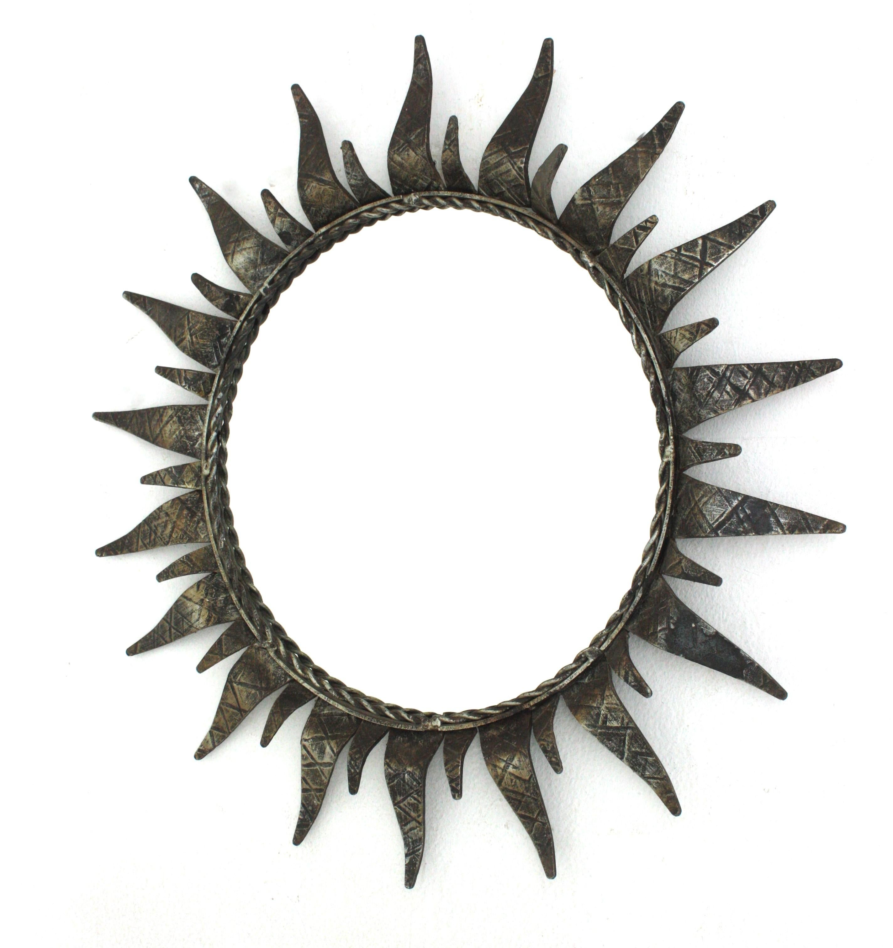 Spanish Sunburst Mirror in Silvered Wrought Iron, 1950s For Sale 3