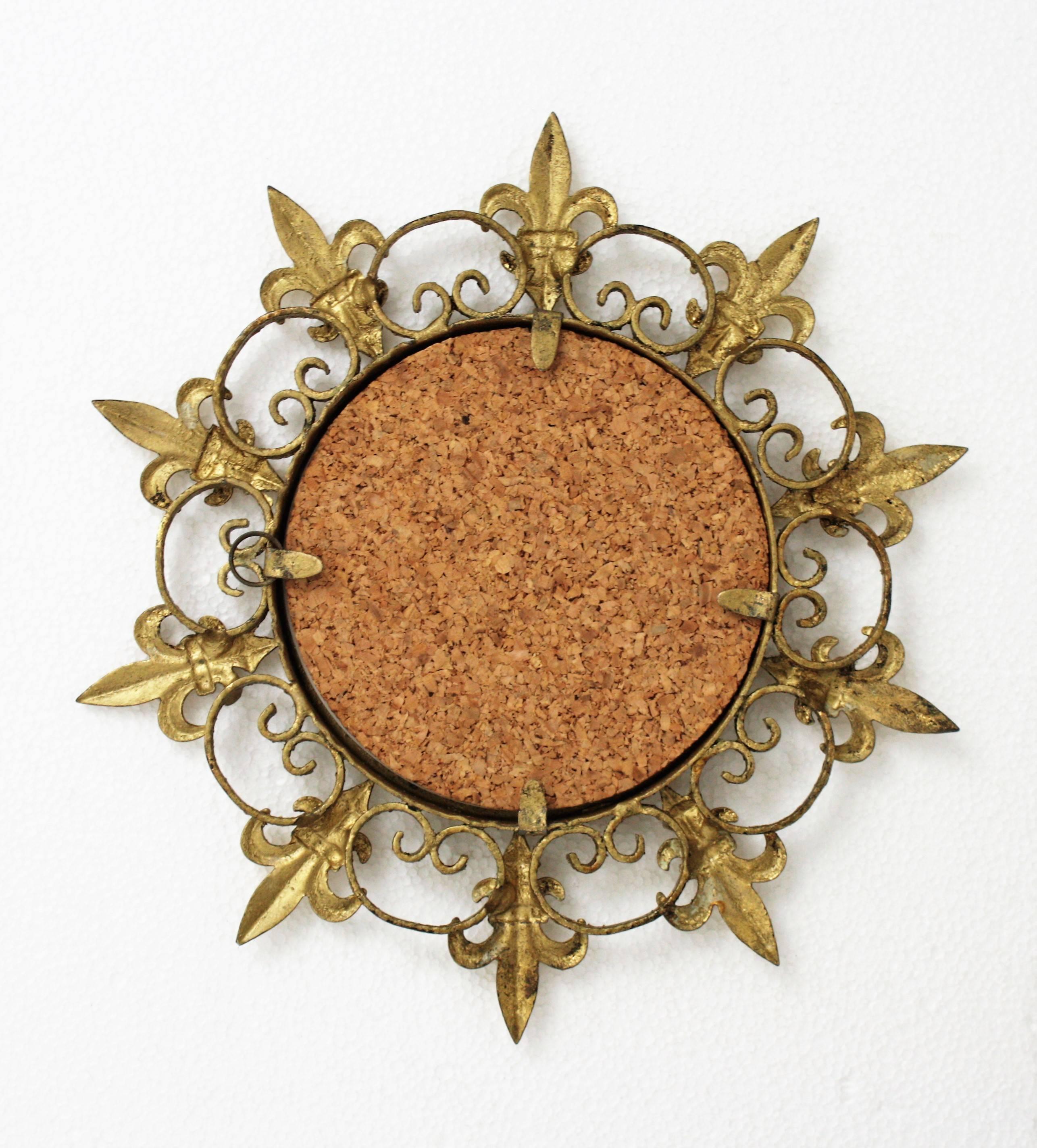 20th Century Gilt Sunburst Mirror in Small Scale, Fleur de Lys Design For Sale