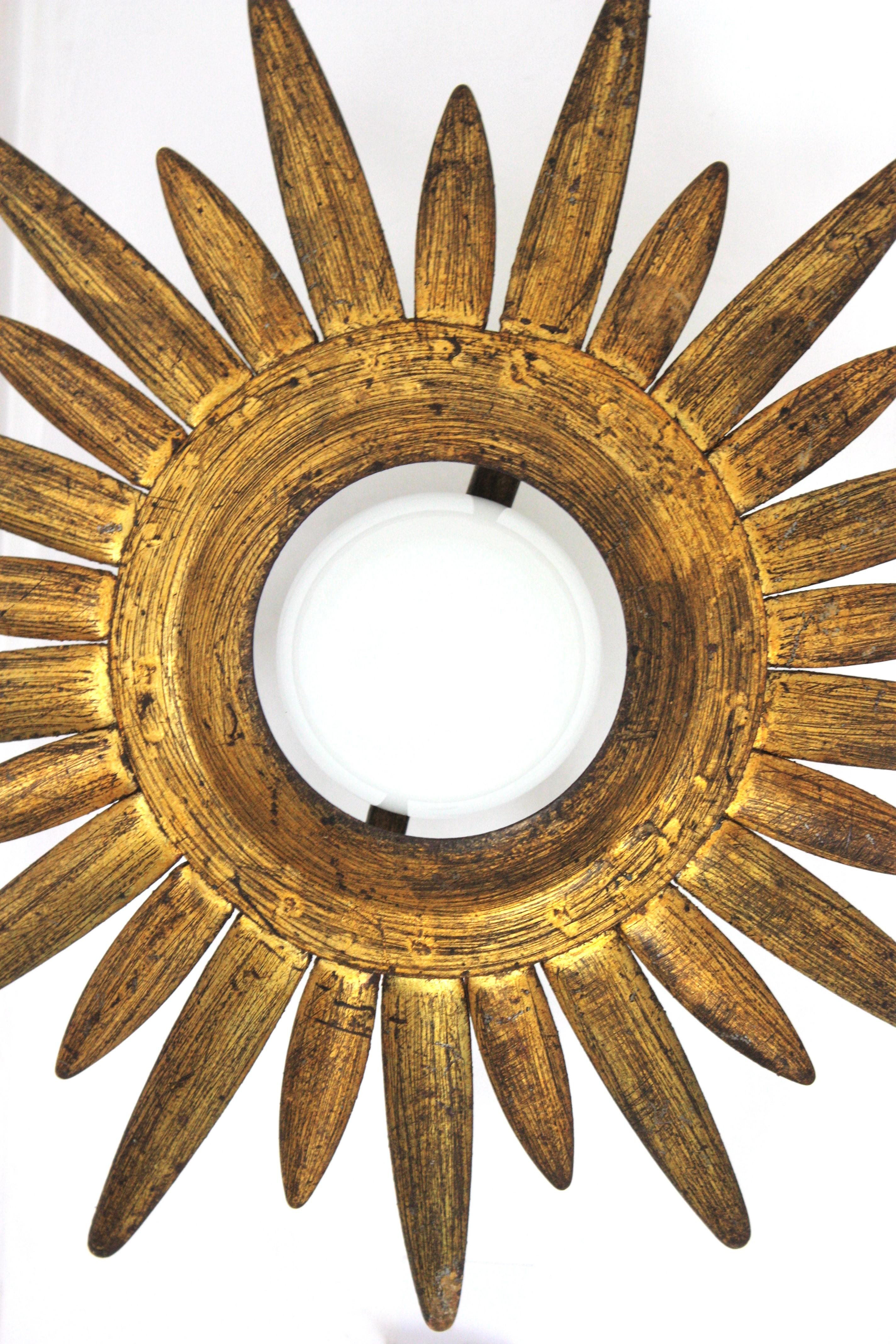 Sunburst Starburst Light Fixture in Gilt and Green Metal For Sale 4