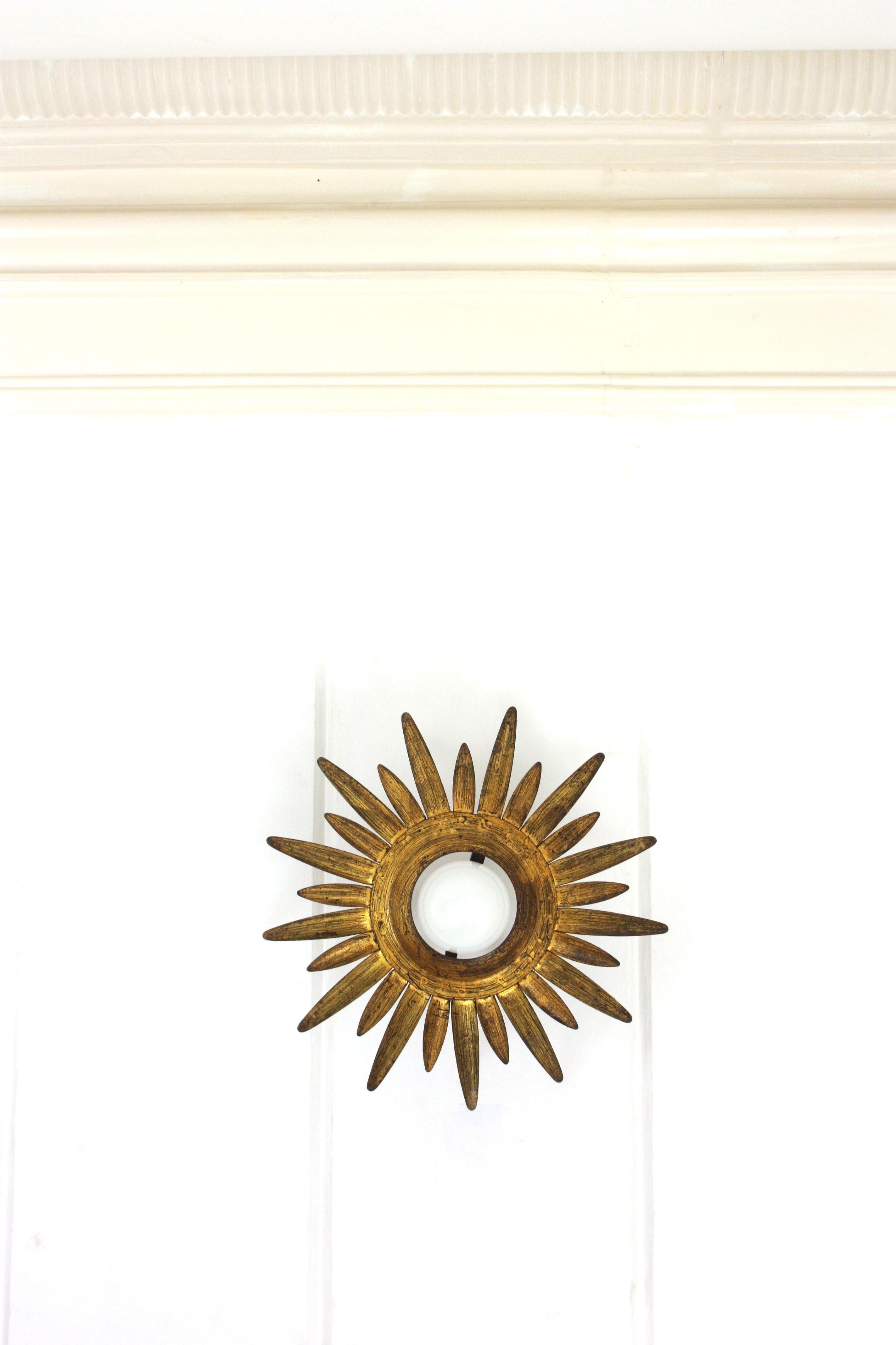 Sunburst Starburst Light Fixture in Gilt and Green Metal For Sale 6