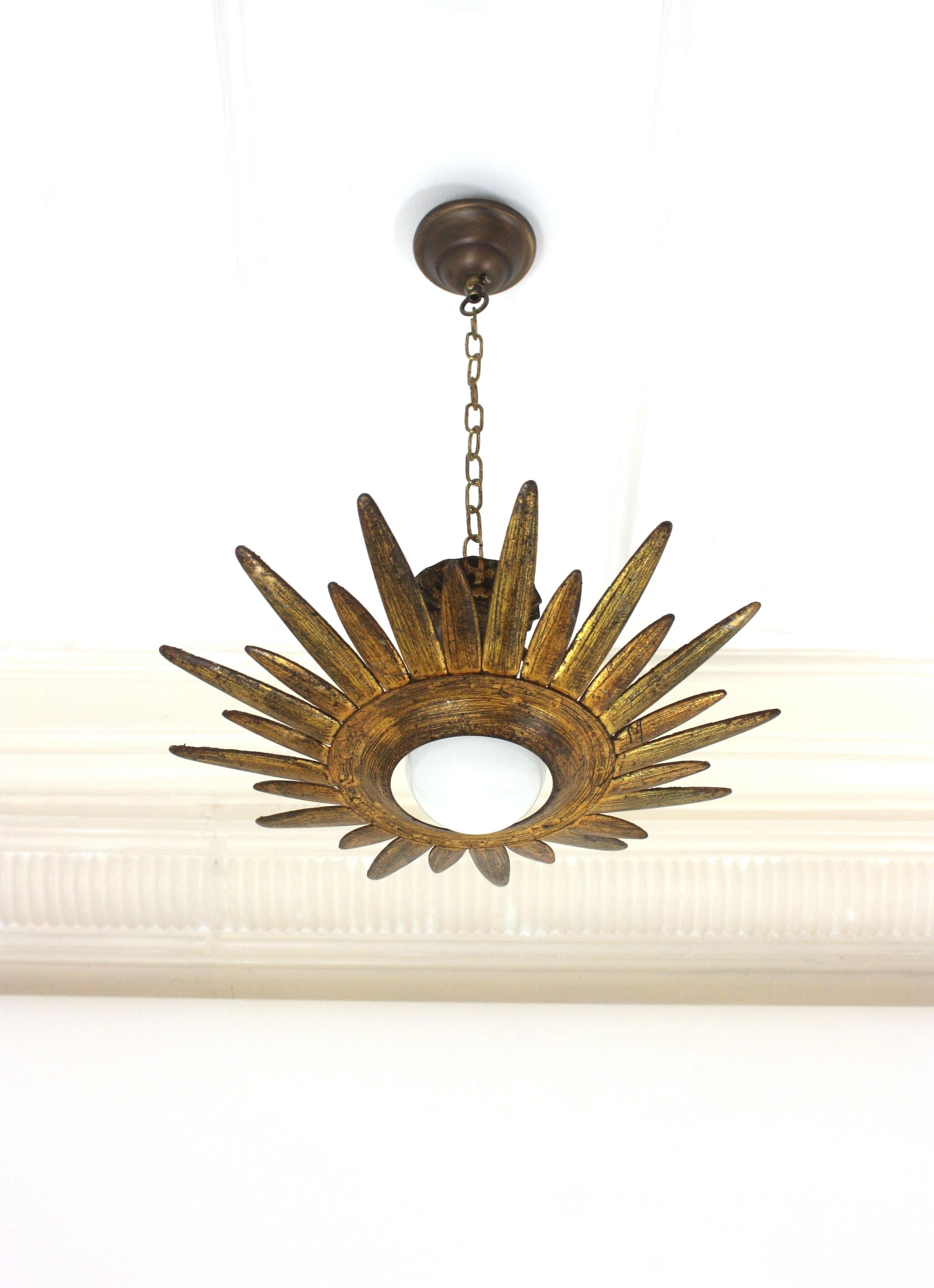 Sunburst Starburst Light Fixture in Gilt and Green Metal For Sale 10