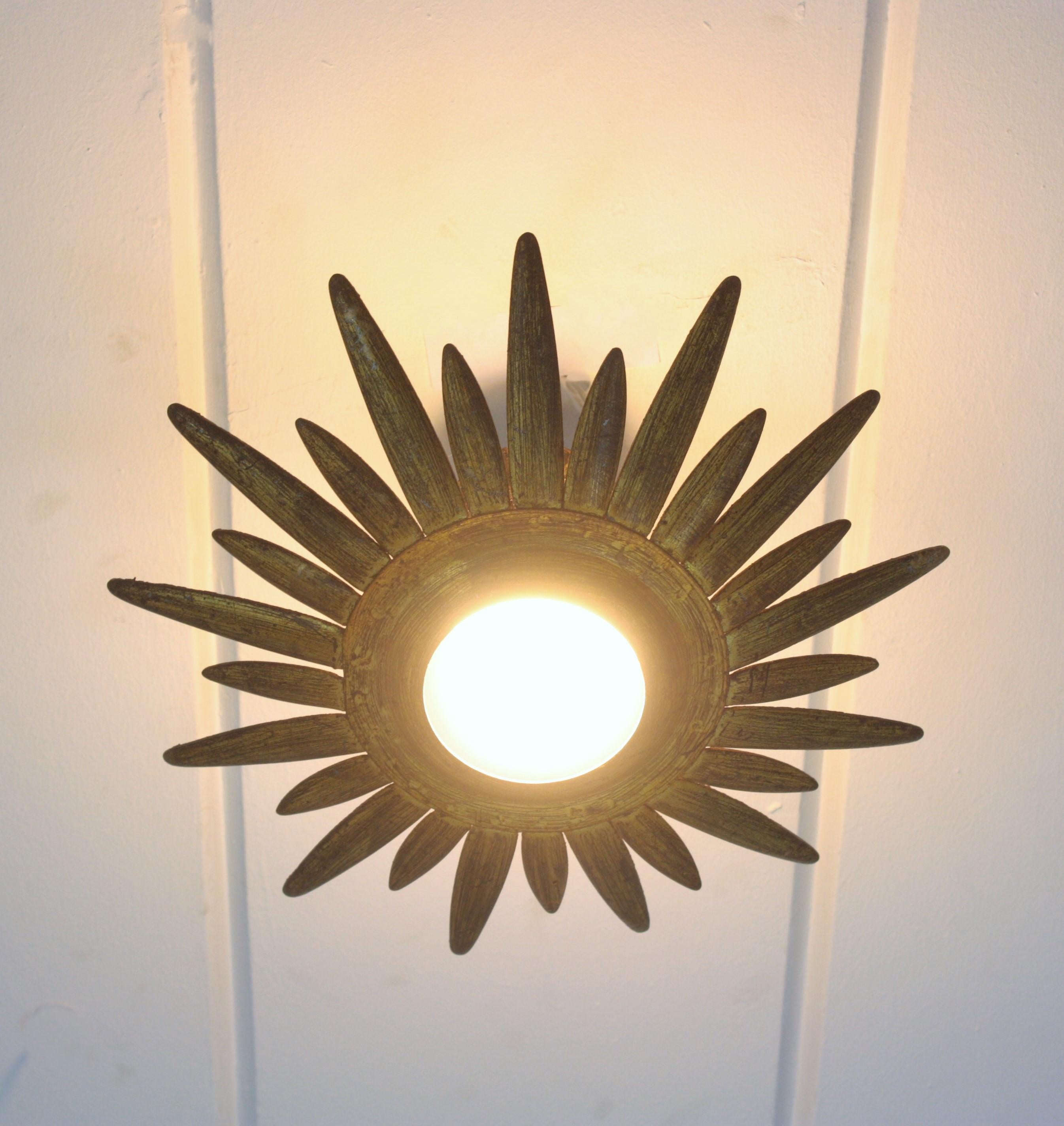 Sunburst Starburst Light Fixture in Gilt and Green Metal For Sale 11