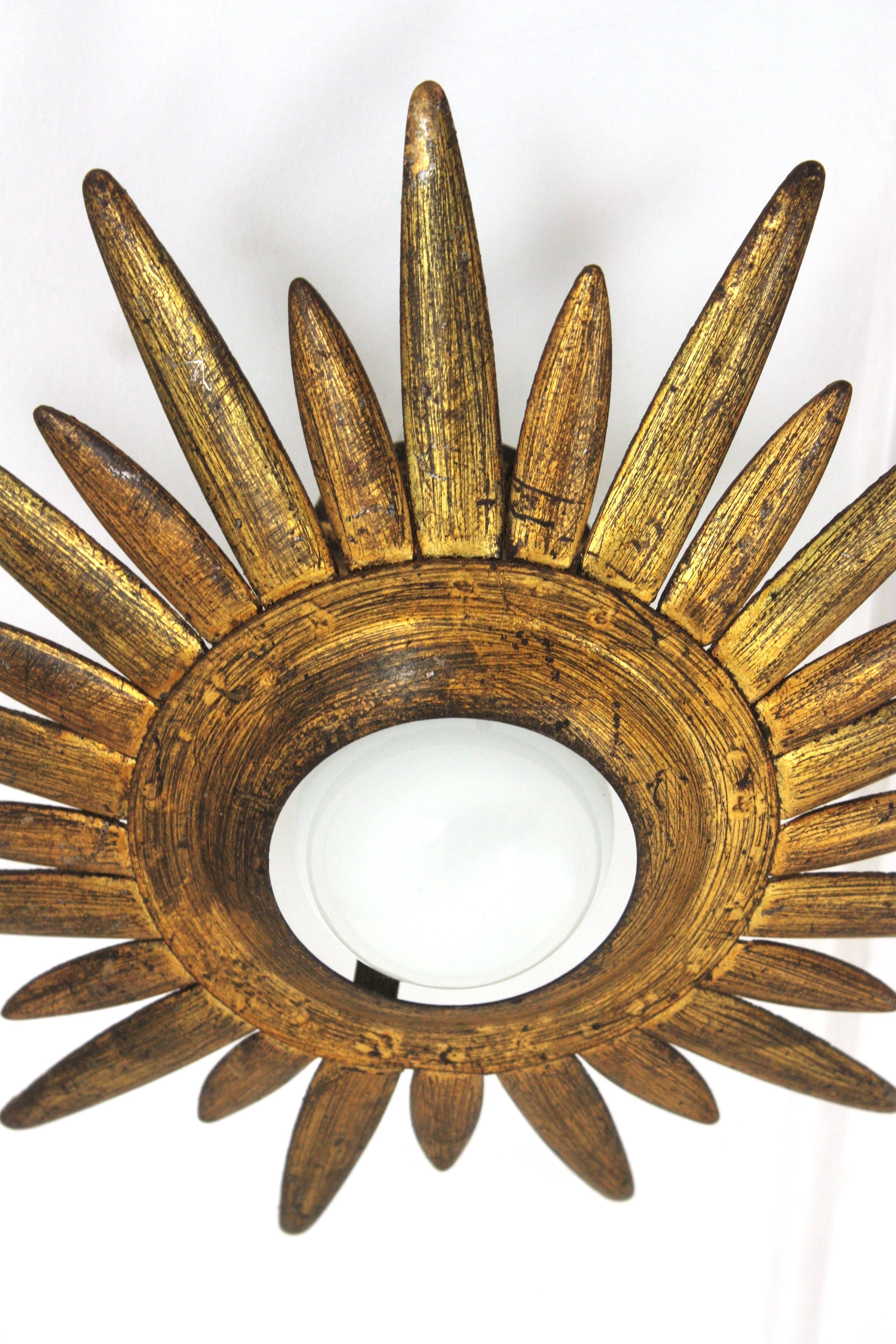 20th Century Sunburst Starburst Light Fixture in Gilt and Green Metal For Sale