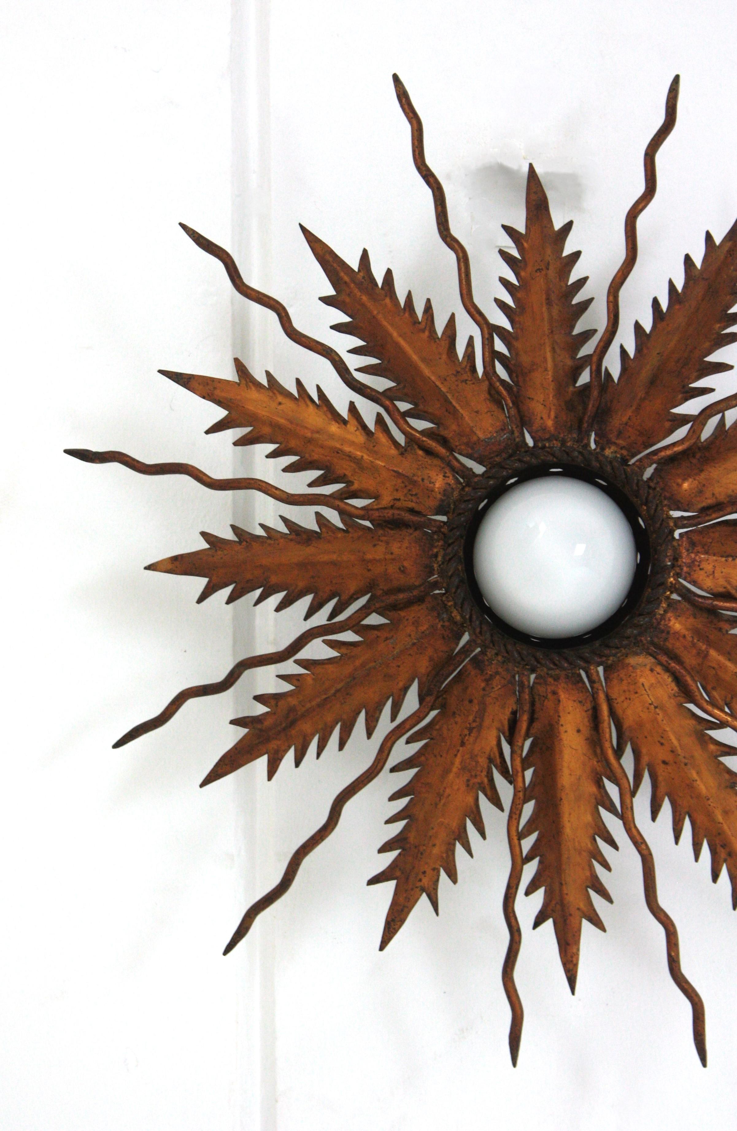 Sunburst Starburst Light Fixure in Bronze Gilt Wrought Iron, 1950 For Sale 4