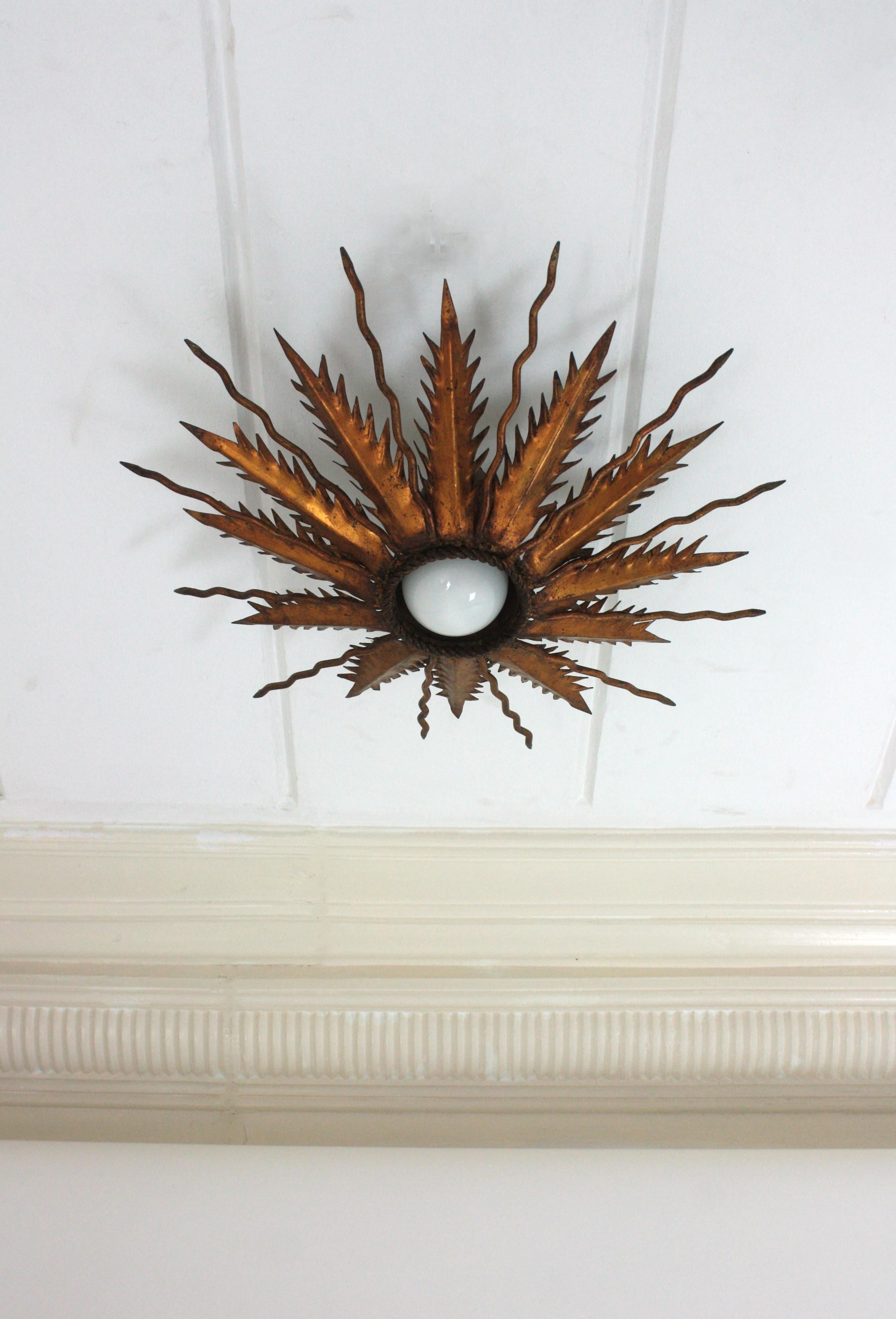 Sunburst Starburst Light Fixure in Bronze Gilt Wrought Iron, 1950 For Sale 12