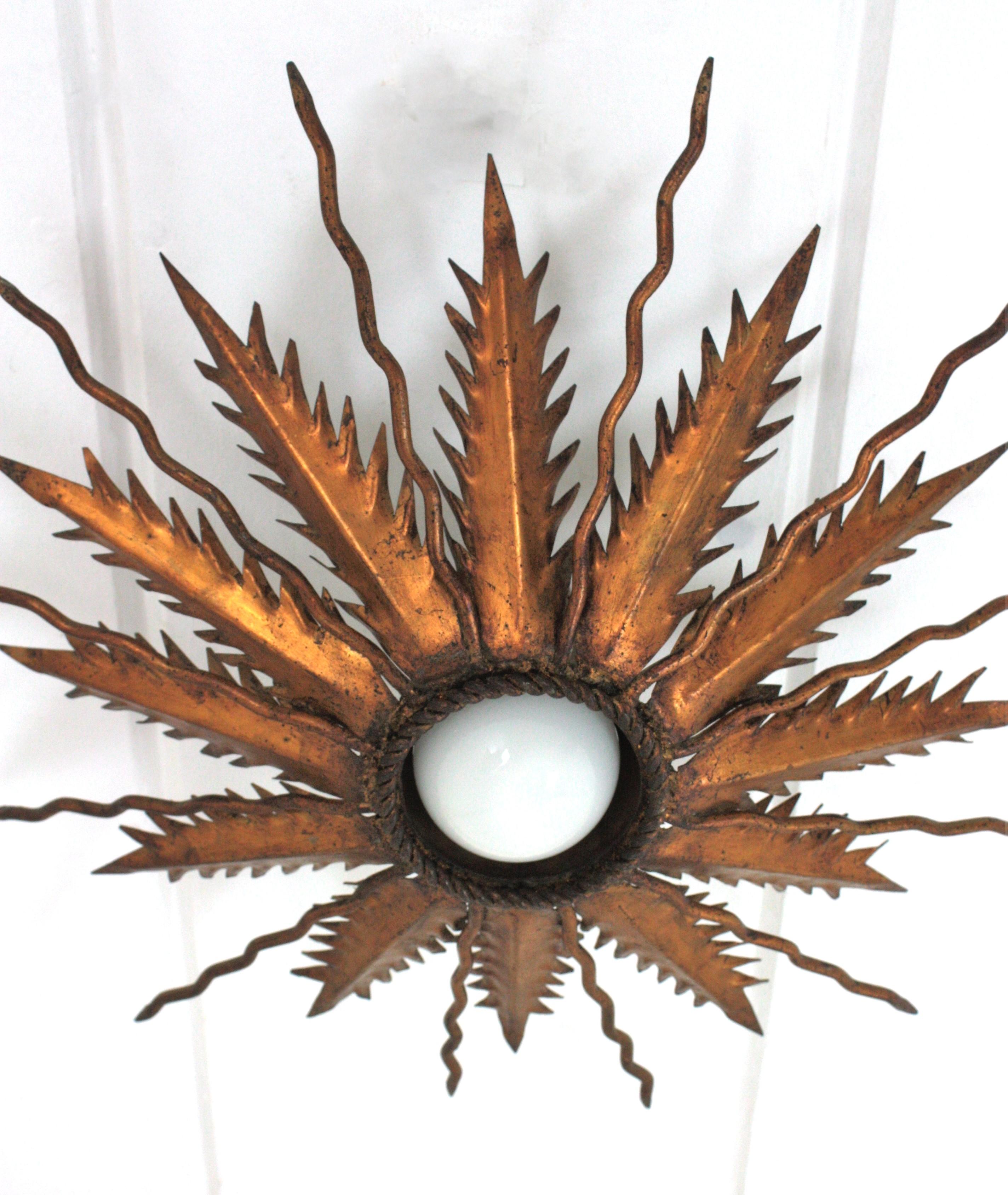 Sunburst Starburst Light Fixure in Bronze Gilt Wrought Iron, 1950 For Sale 1