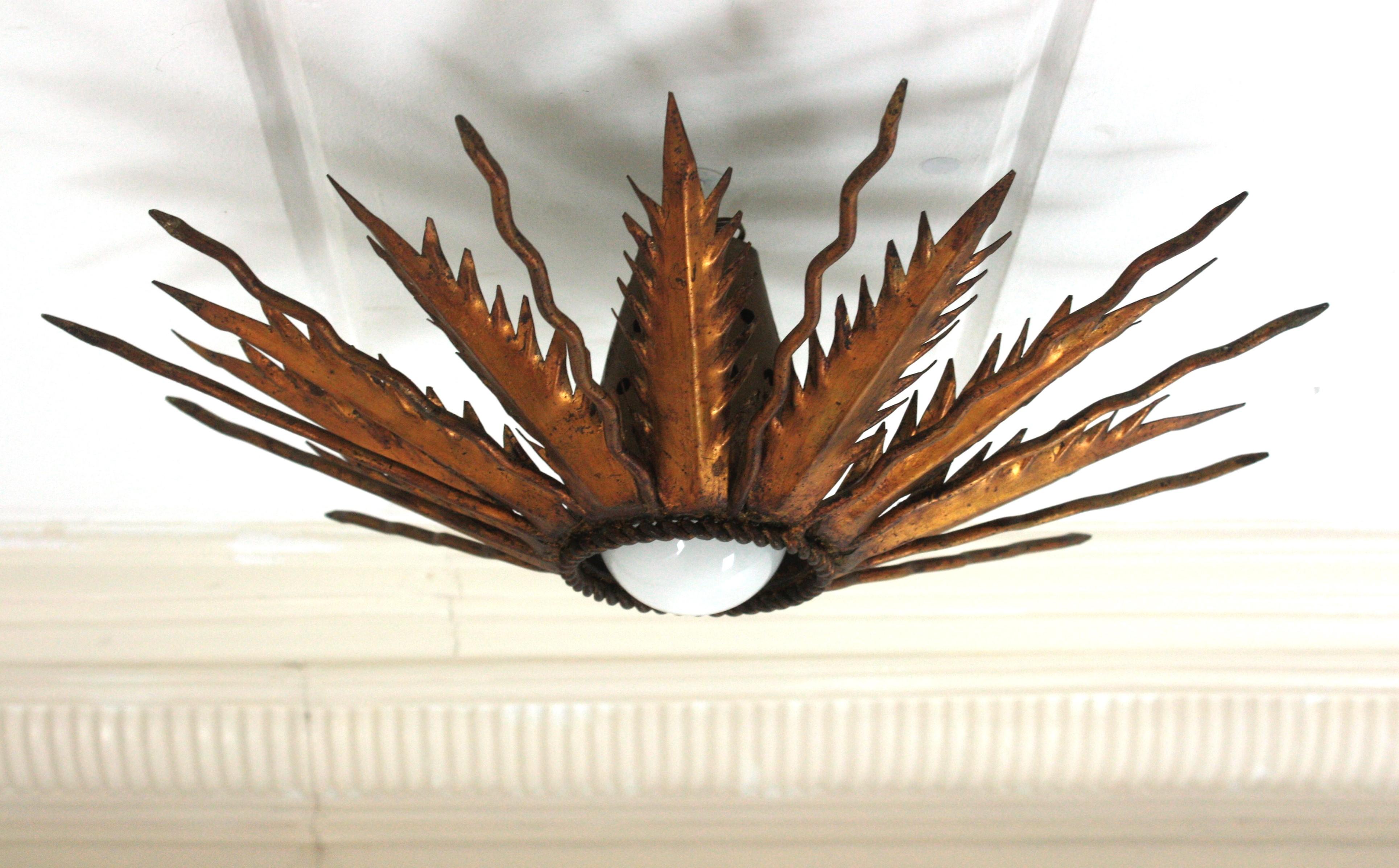Sunburst Starburst Light Fixure in Bronze Gilt Wrought Iron, 1950 For Sale 3