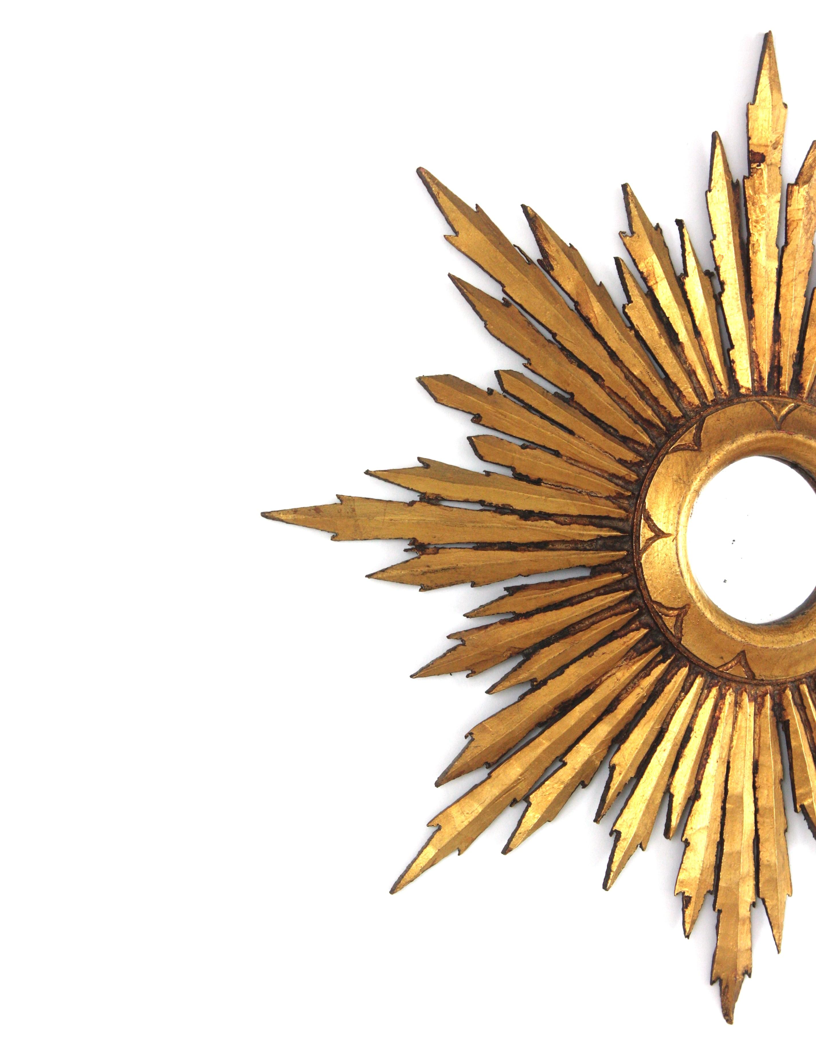 Sunburst Starburst Mirror in Giltwood, Small Scale, Spanish Baroque For Sale 4