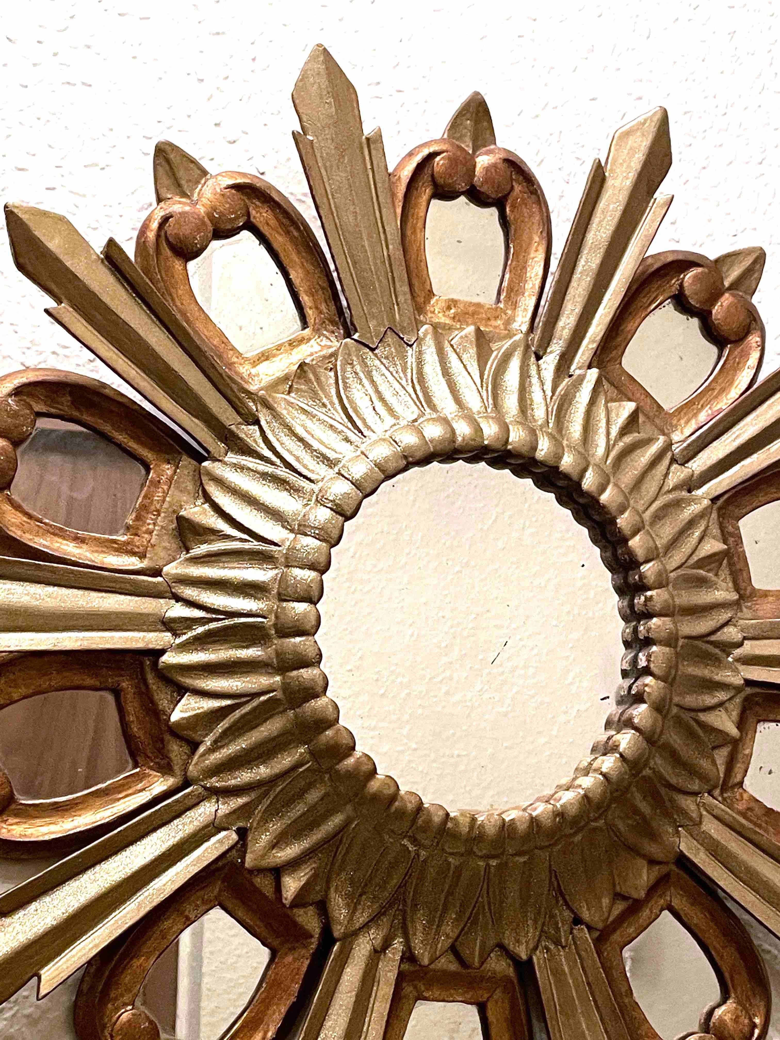 Miroir en bois doré en forme d'étoile de soleil, Italie, vers les années 1950 en vente 1