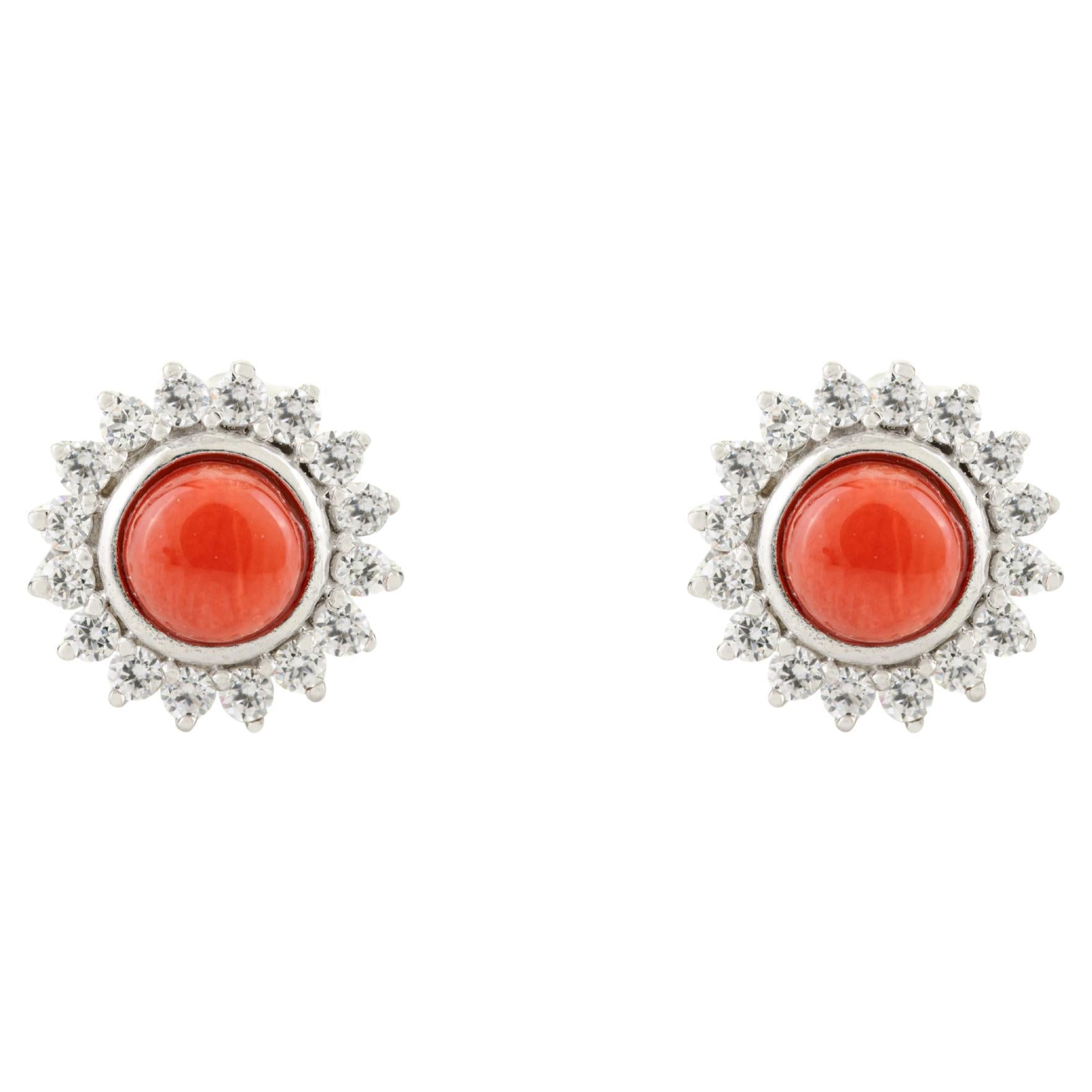 Pendientes con aureola de coral rojo y circonitas estilo rayo de sol de plata de ley 925