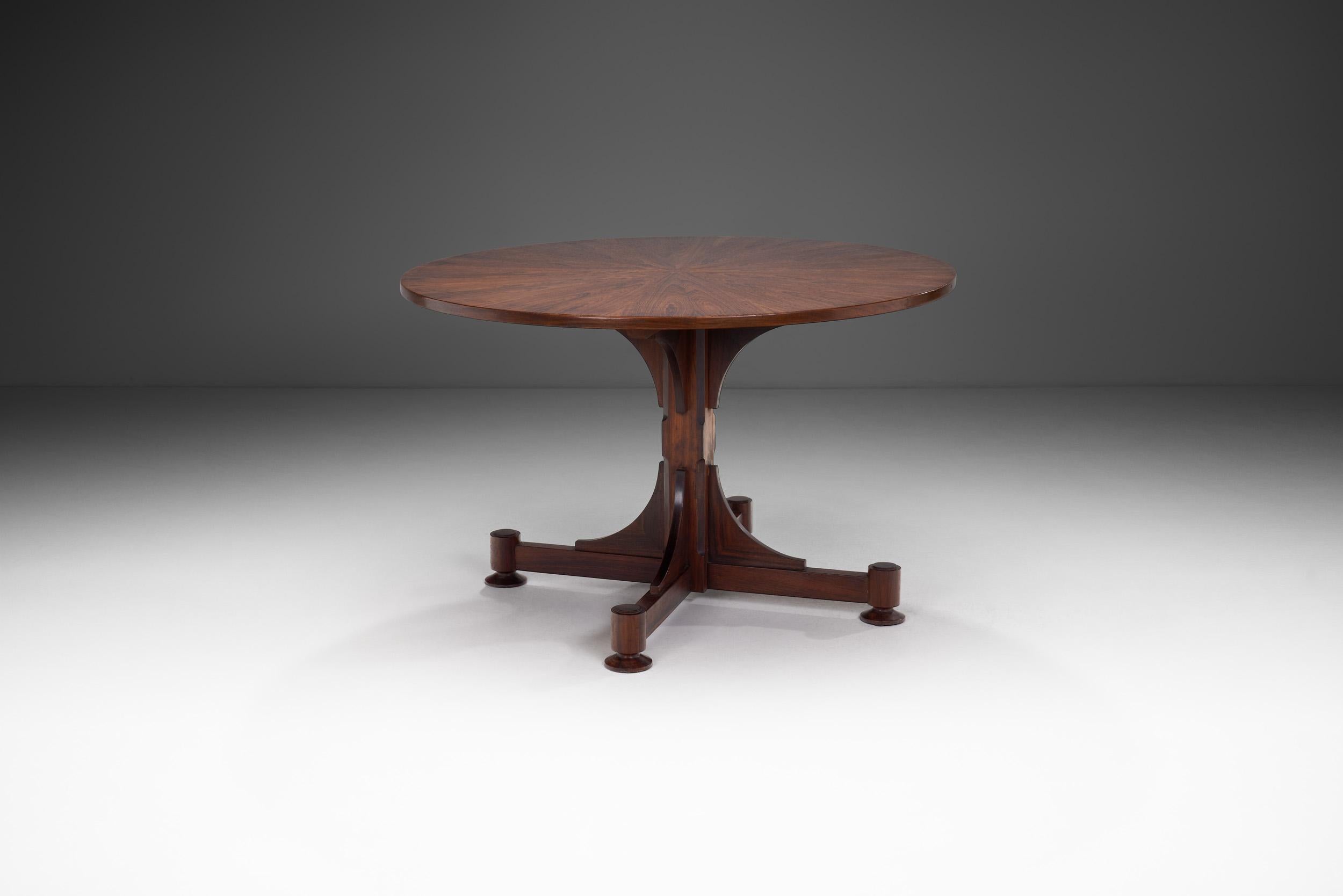italien Table à manger Sunburst de Gianni Moscatelli pour ARREDOFORM, Italie, vers 1965 en vente