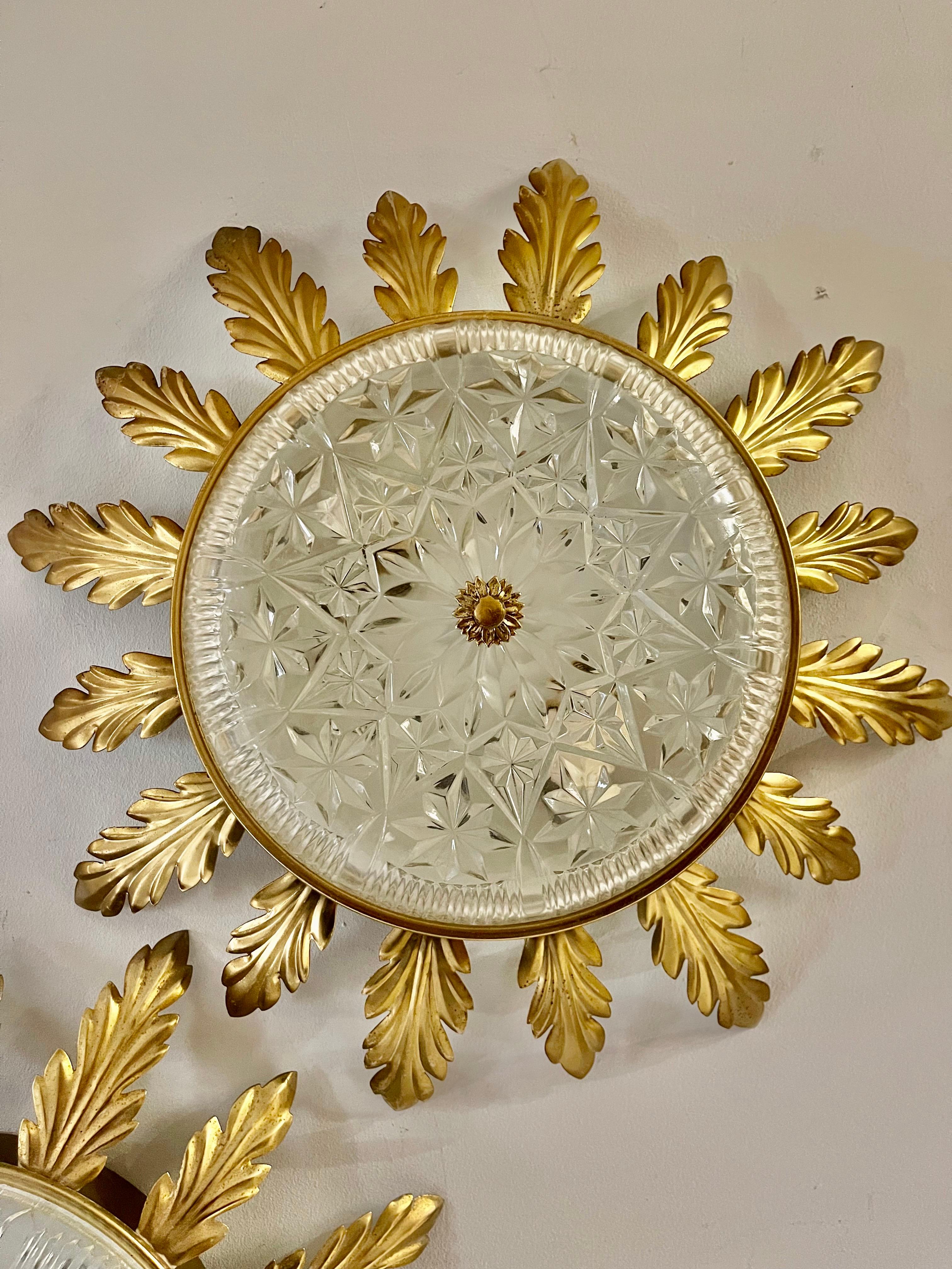 Sunbursts flush mount metal with crystal gilt gold , Spain 1960s In Good Condition For Sale In La xara, VC
