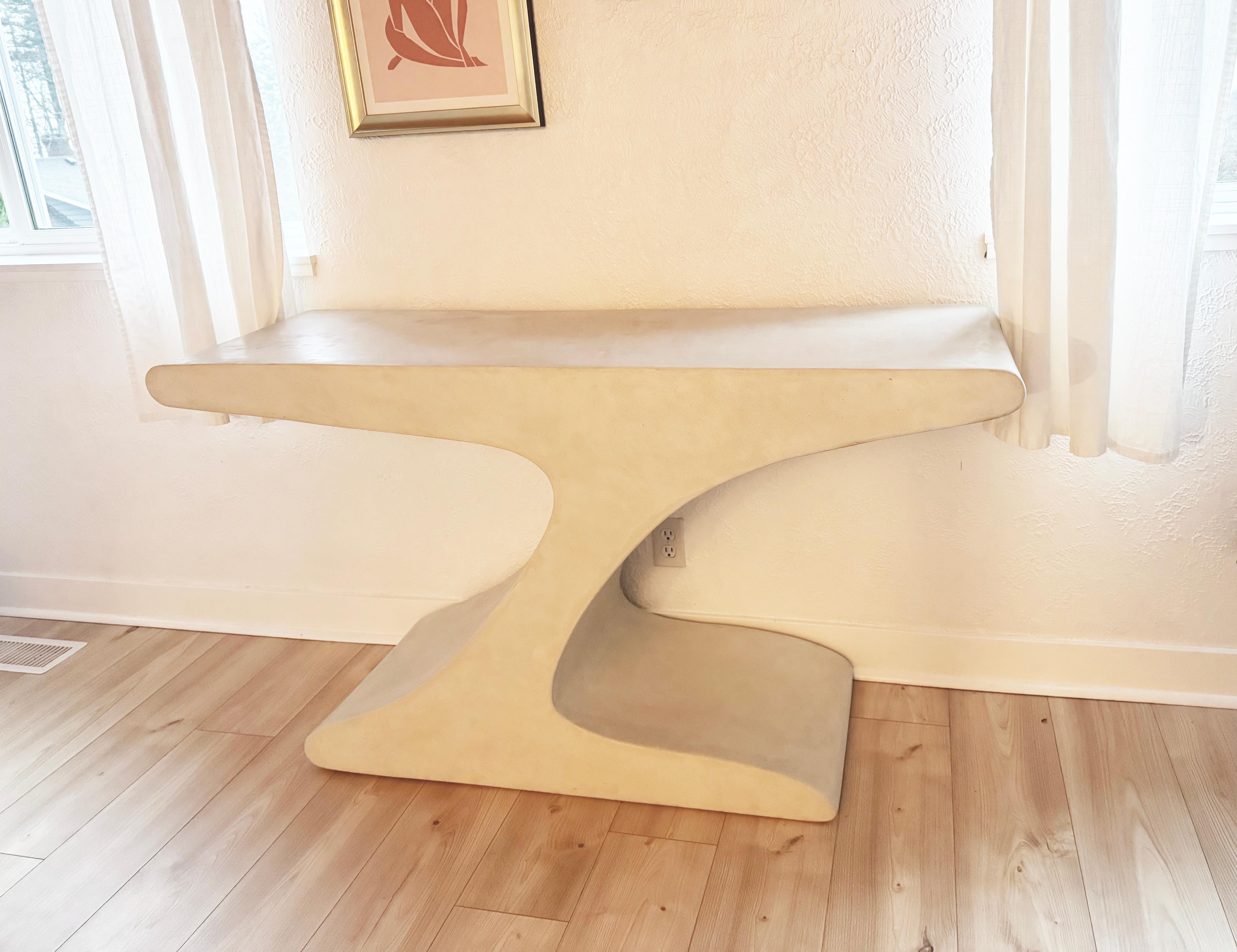 Sundar Console in Polished Concrete For Sale 4