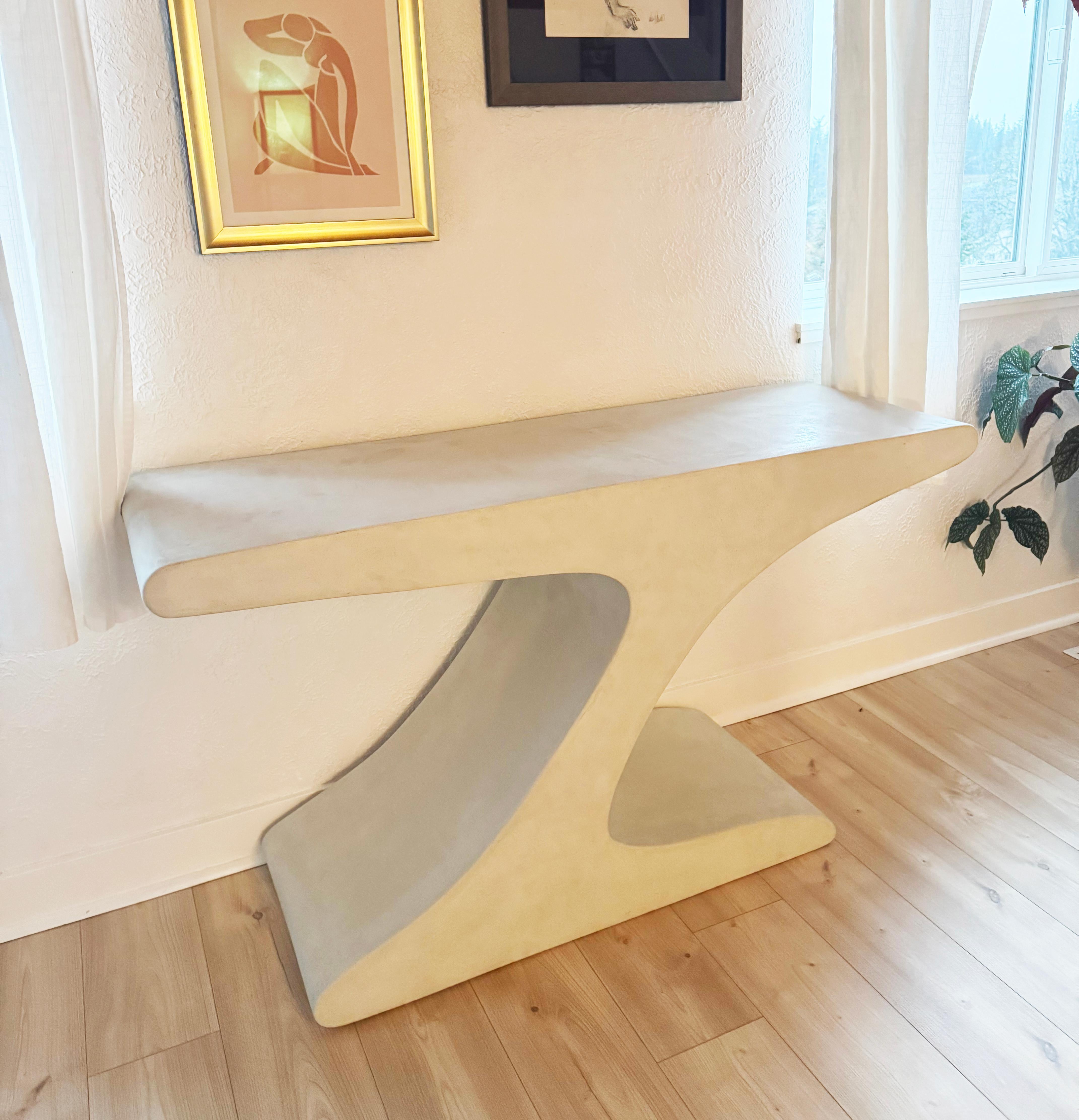 Sundar Console in Polished Concrete For Sale 1