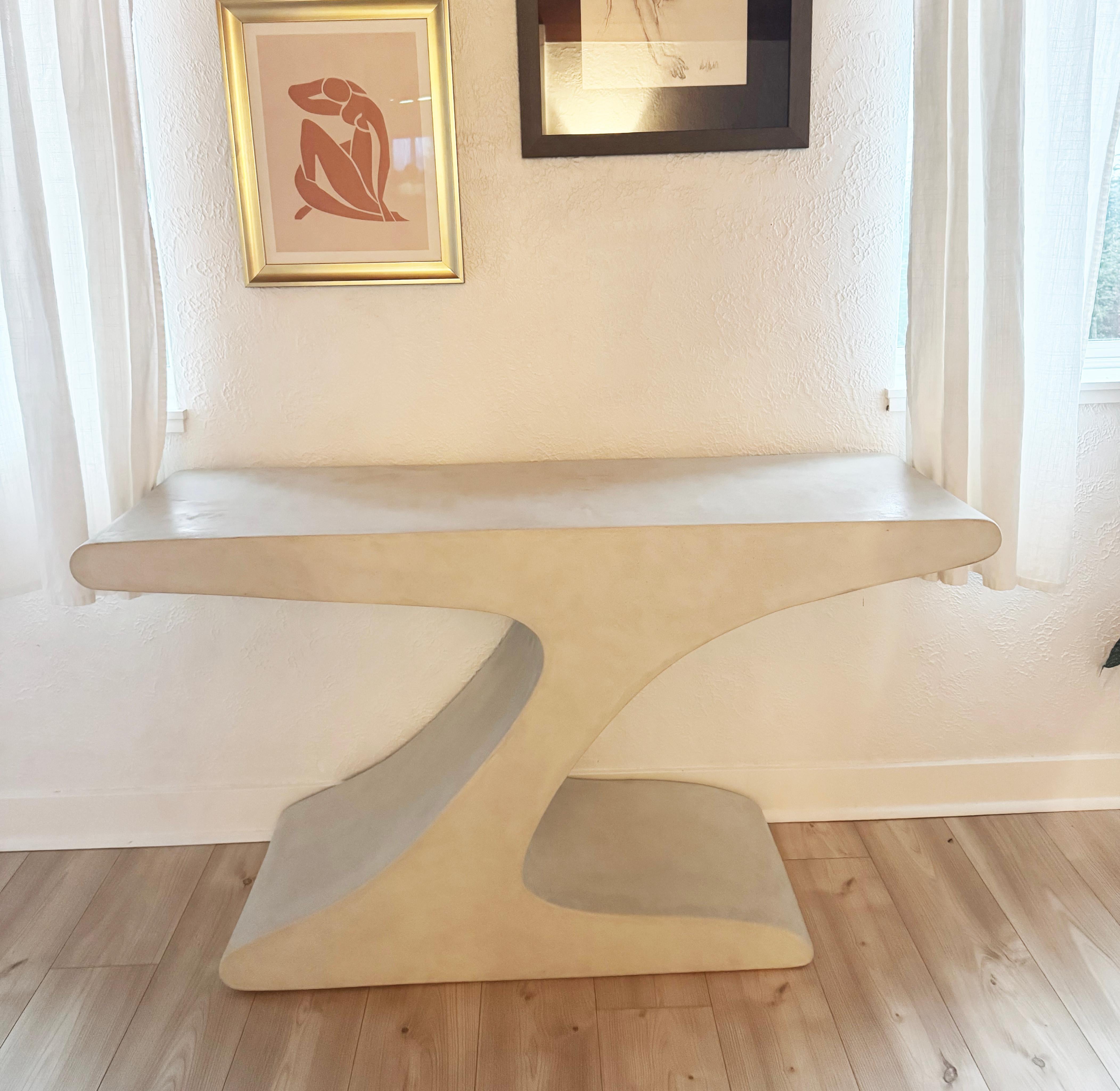 Sundar Console in Polished Concrete For Sale 2