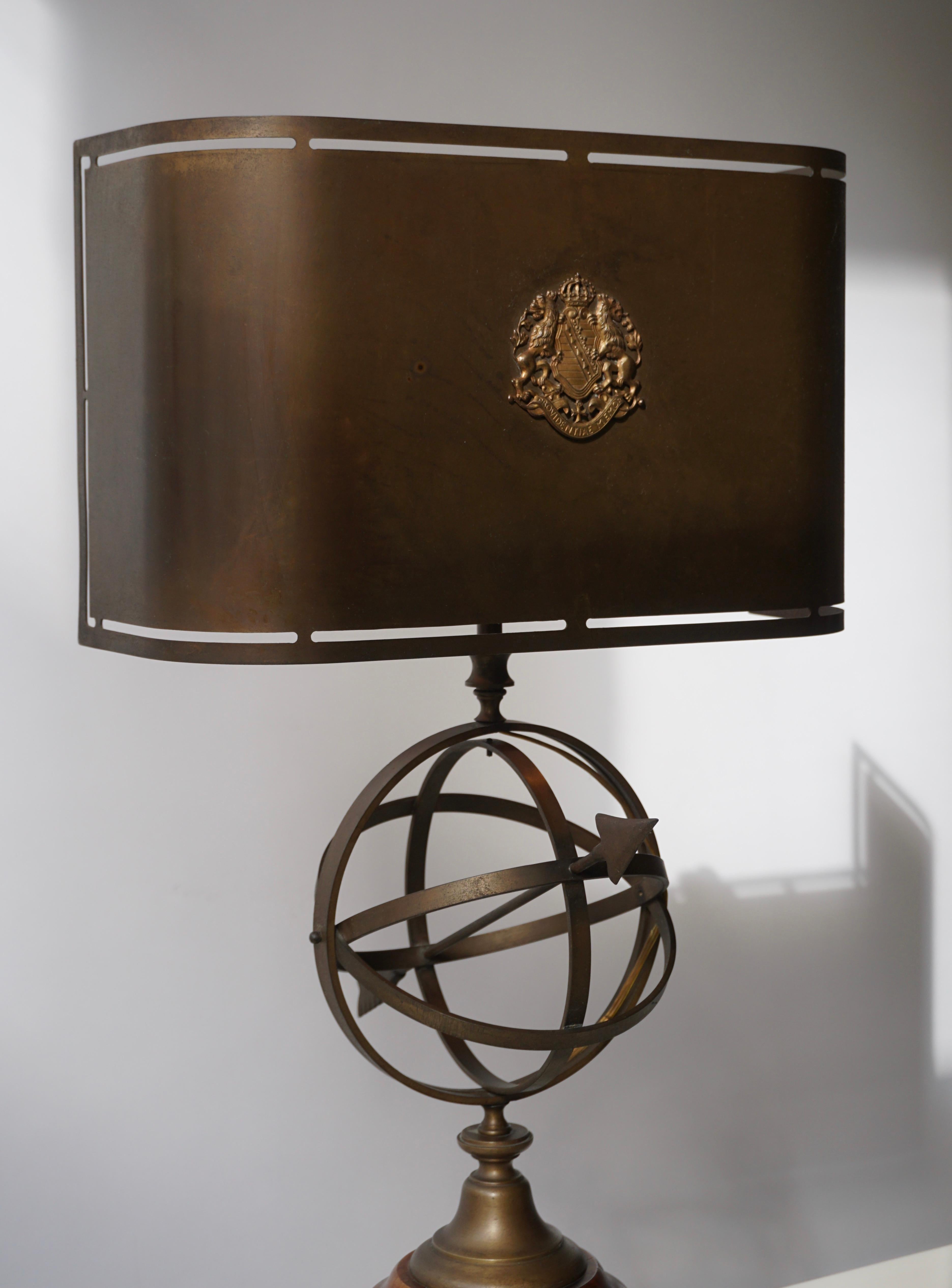 Sundial Table Lamp in Patinated Brass on Wooden Base For Sale 5