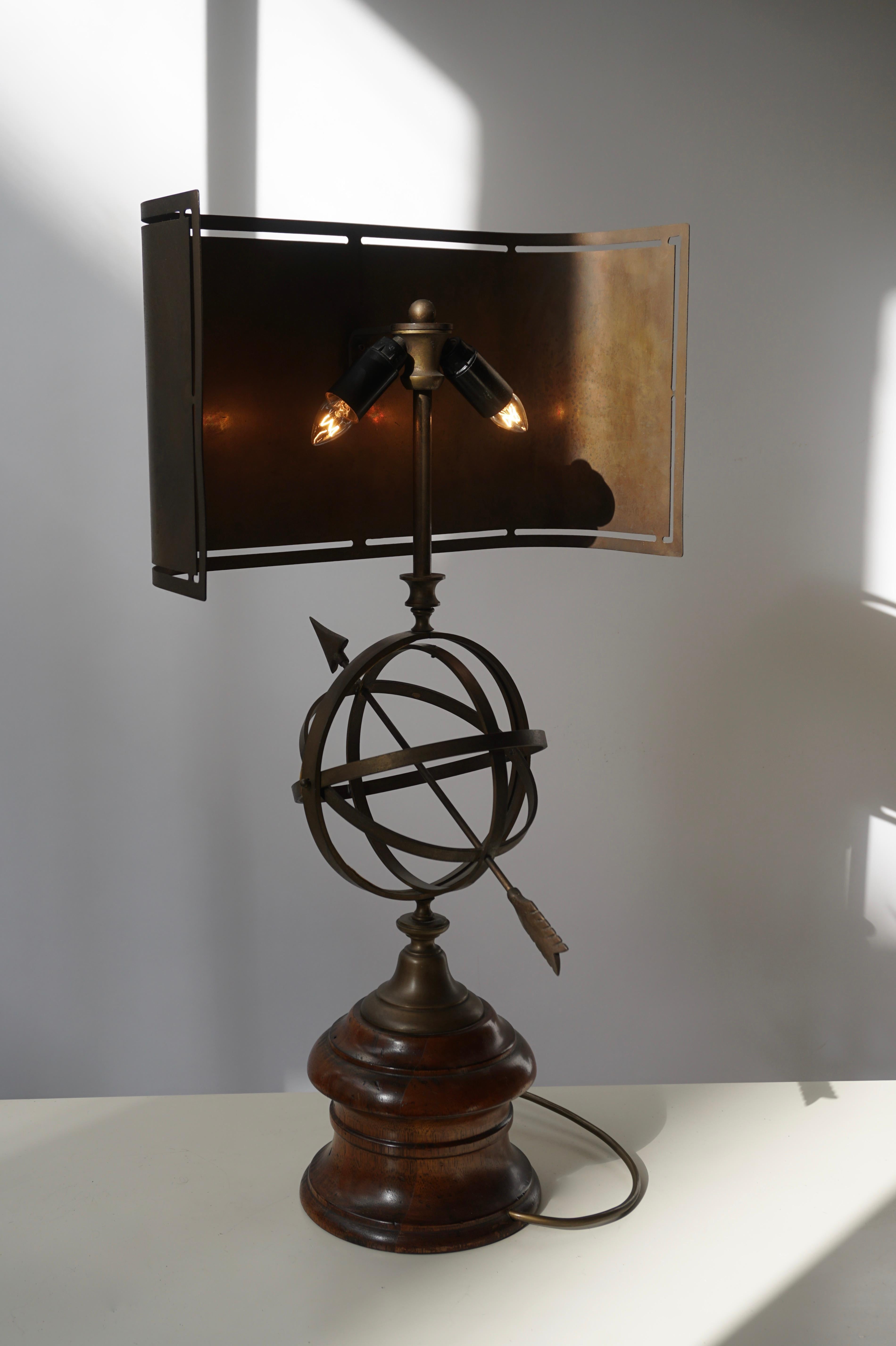 Sundial Table Lamp in Patinated Brass on Wooden Base For Sale 12