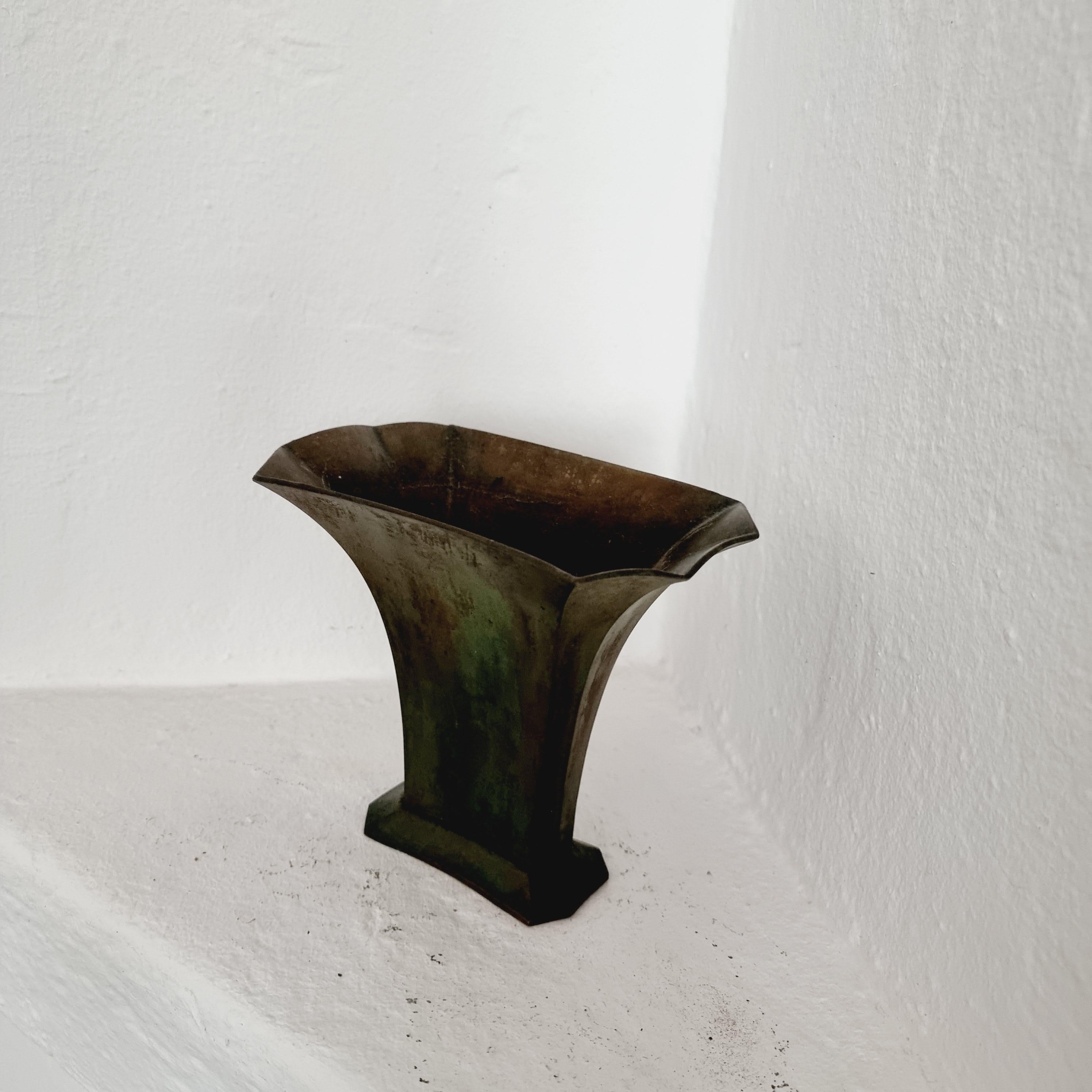 Art Déco Sune Bäckström, Vaso in bronzo massiccio, Swedish Grace / Art Deco in vendita