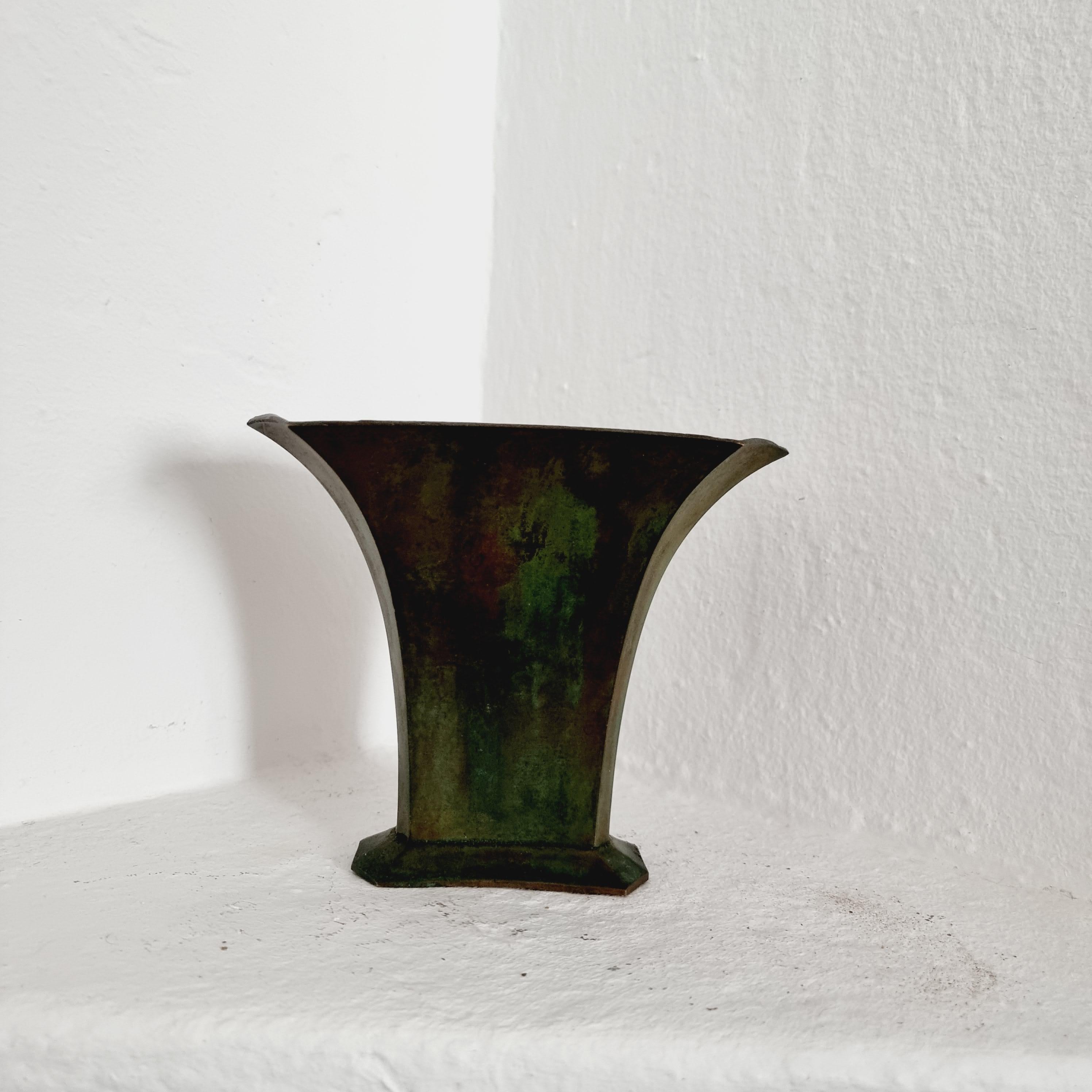20th Century Sune Bäckström, Vase in Solid Bronze, Swedish Grace / Art Deco For Sale